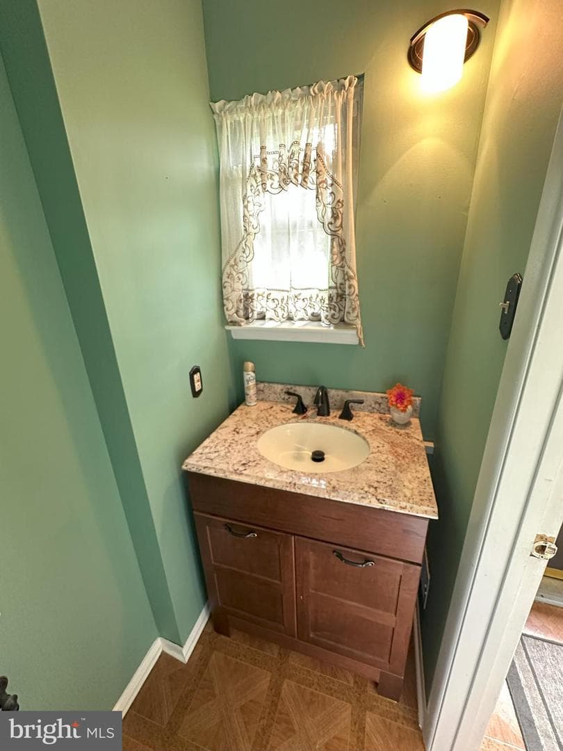 239 Bishop Drive photo 9
