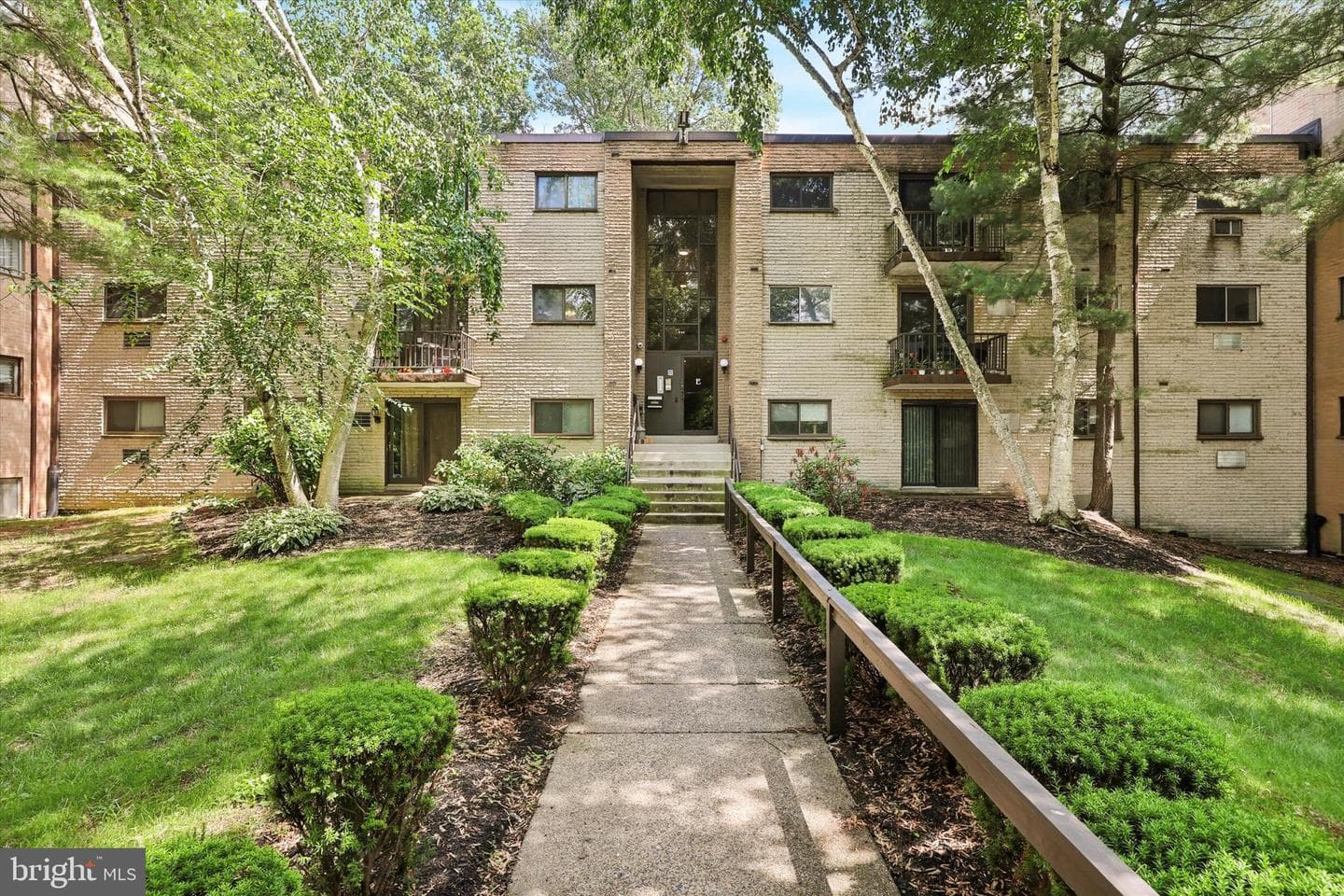 400 Glendale Road #E 13