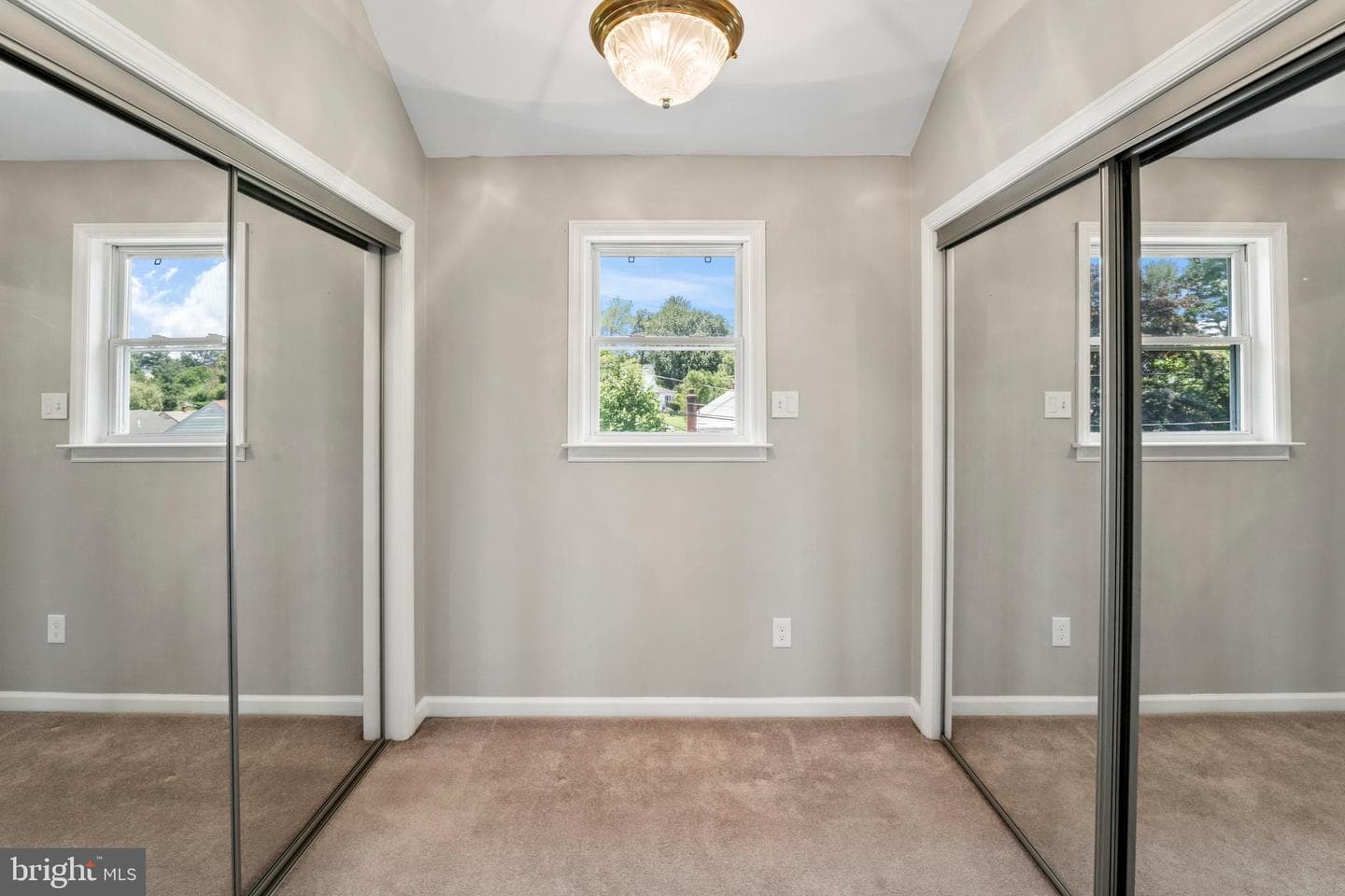 51 E Ann Road photo 36