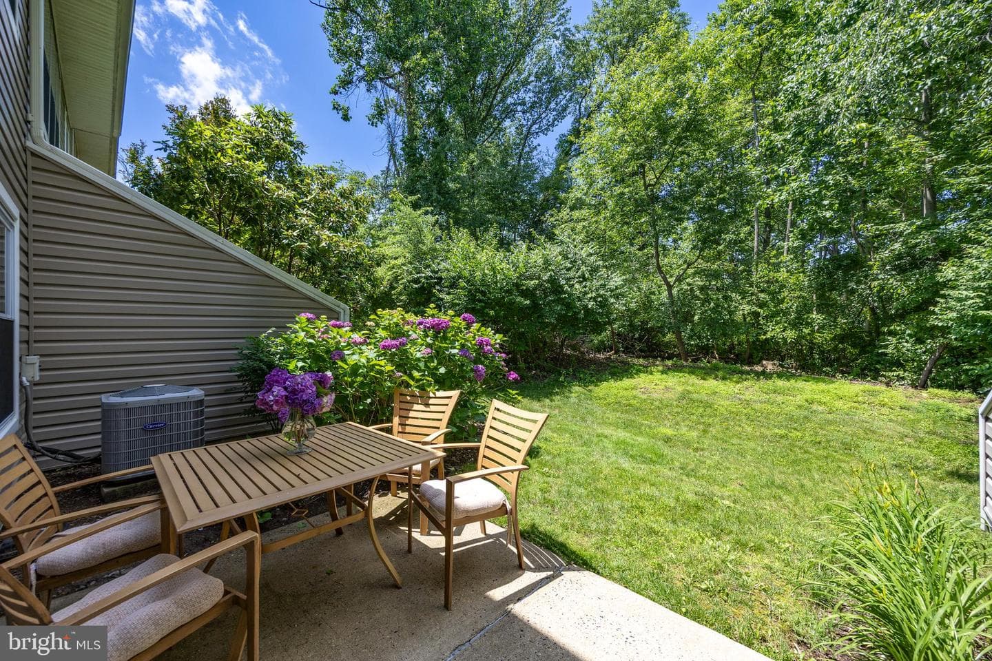 256 Stanton Court photo 35