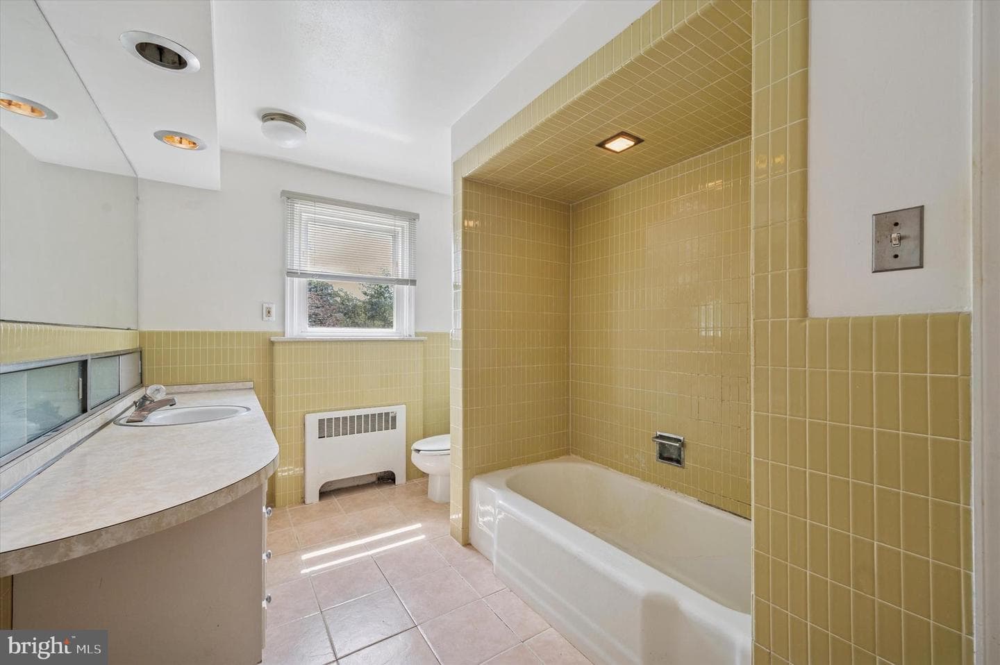 26 N Edmonds Avenue photo 18