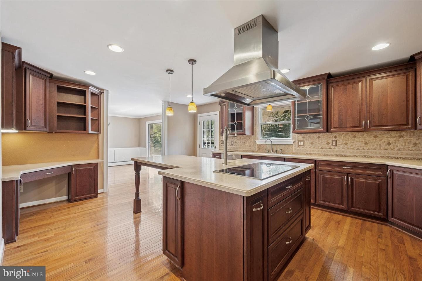 26 N Edmonds Avenue photo 6