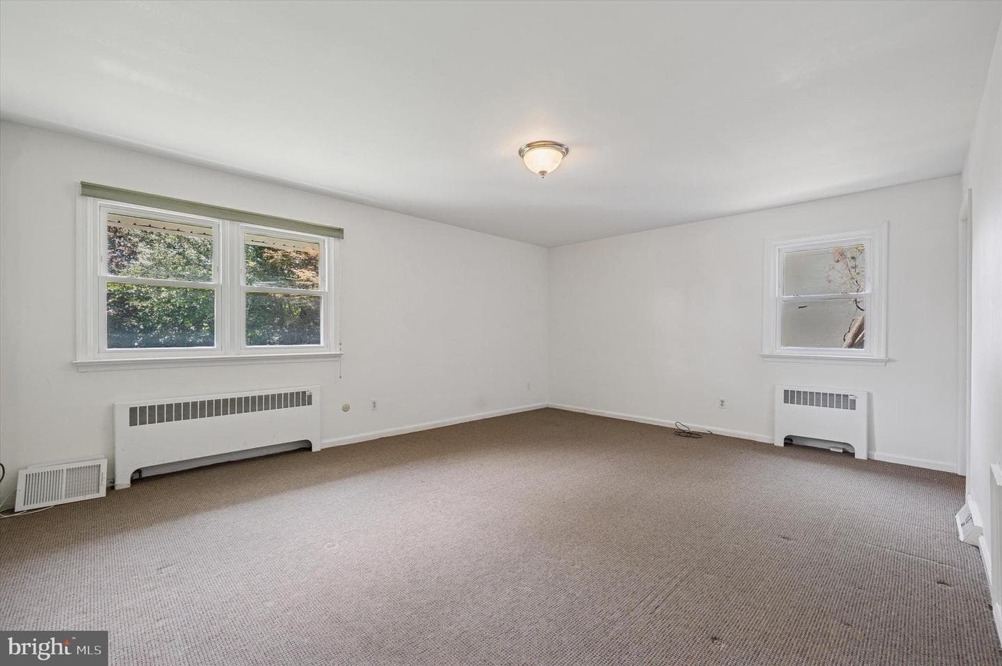 26 N Edmonds Avenue photo 8