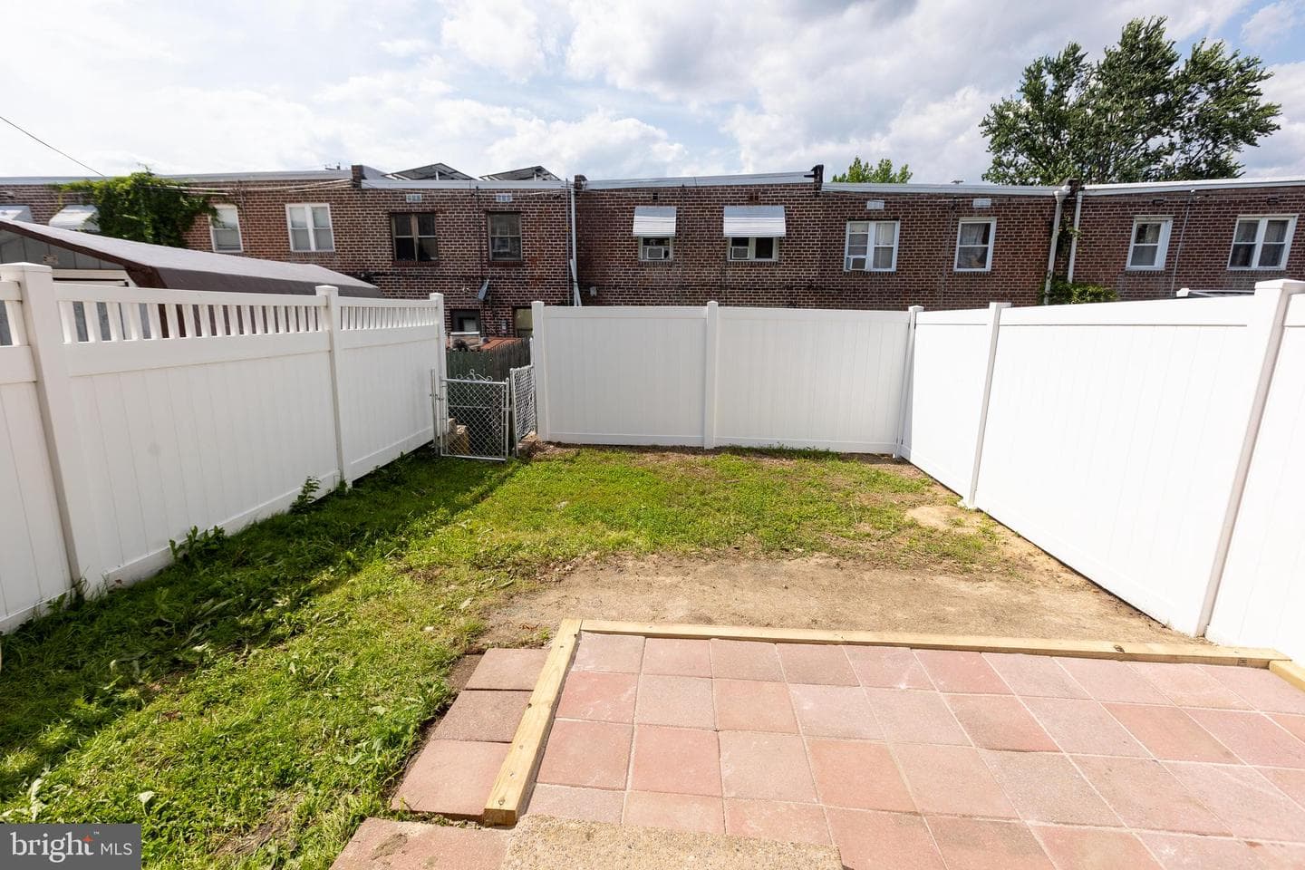 136 Chadwick Avenue photo 19
