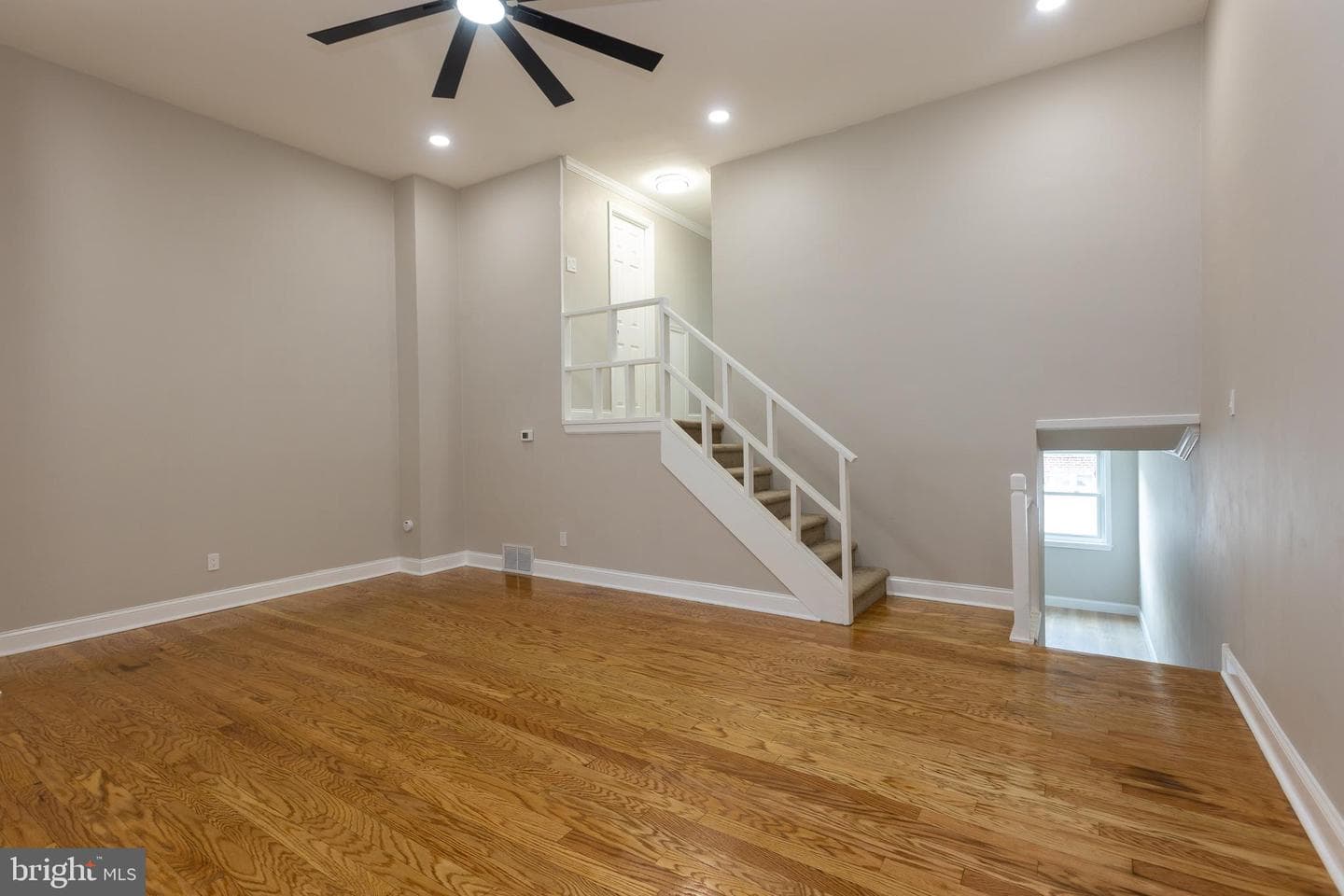 136 Chadwick Avenue photo 5