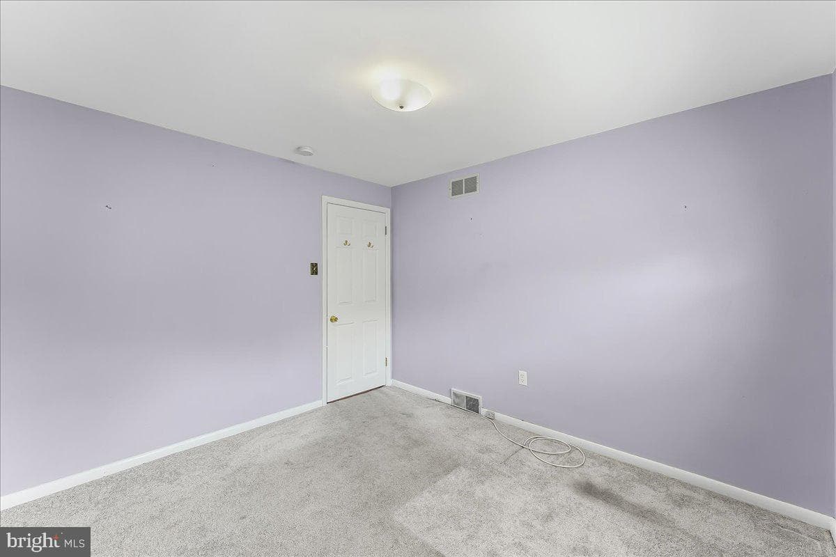 823 Coppock Lane photo 13