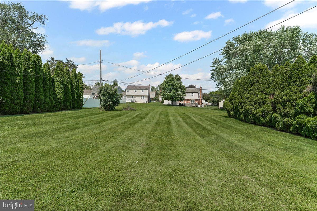 823 Coppock Lane photo 26