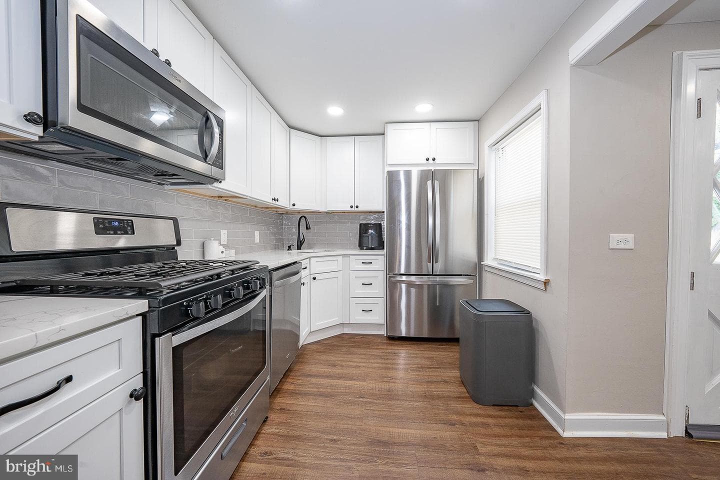 10 Holbrook Road photo 17