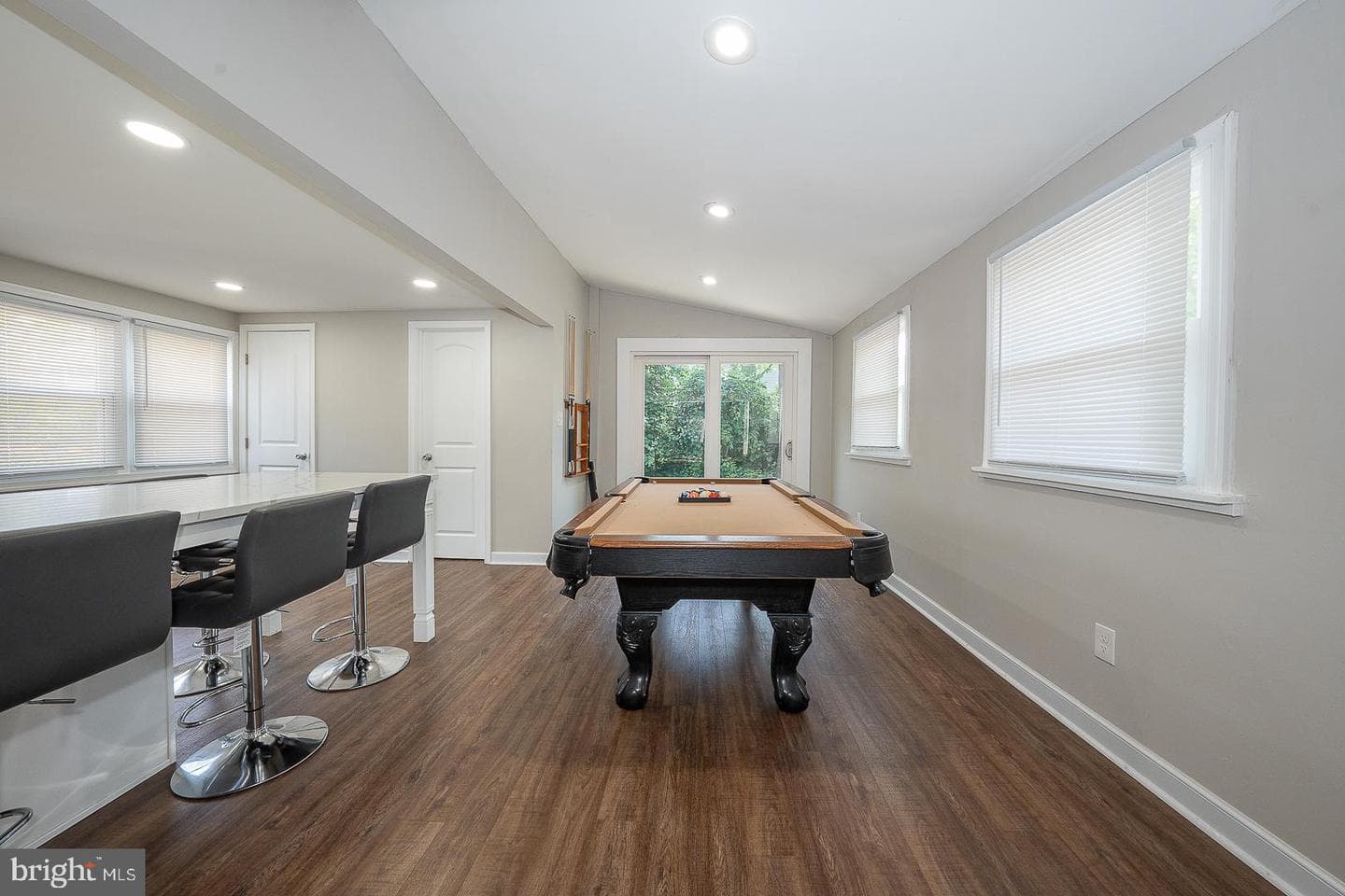 10 Holbrook Road photo 21