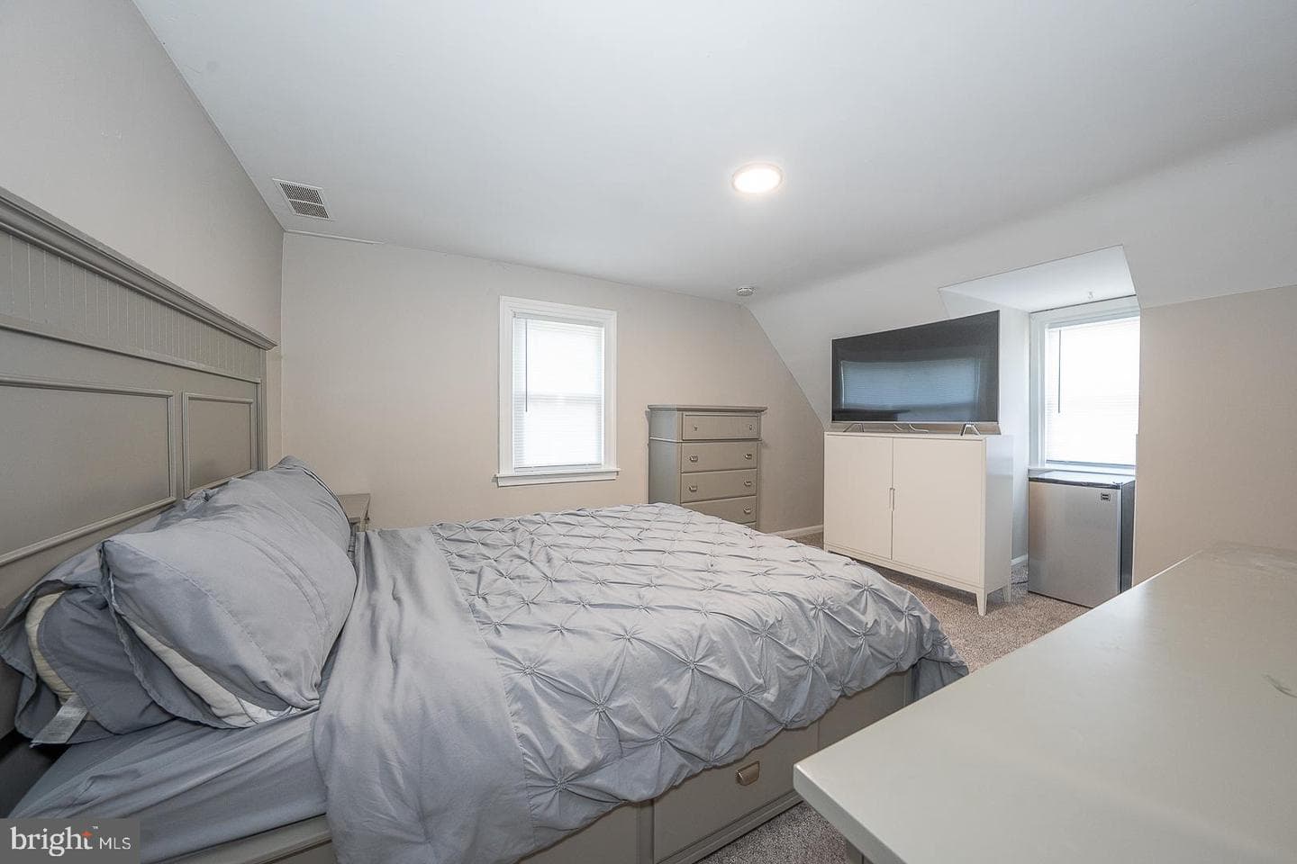 10 Holbrook Road photo 29