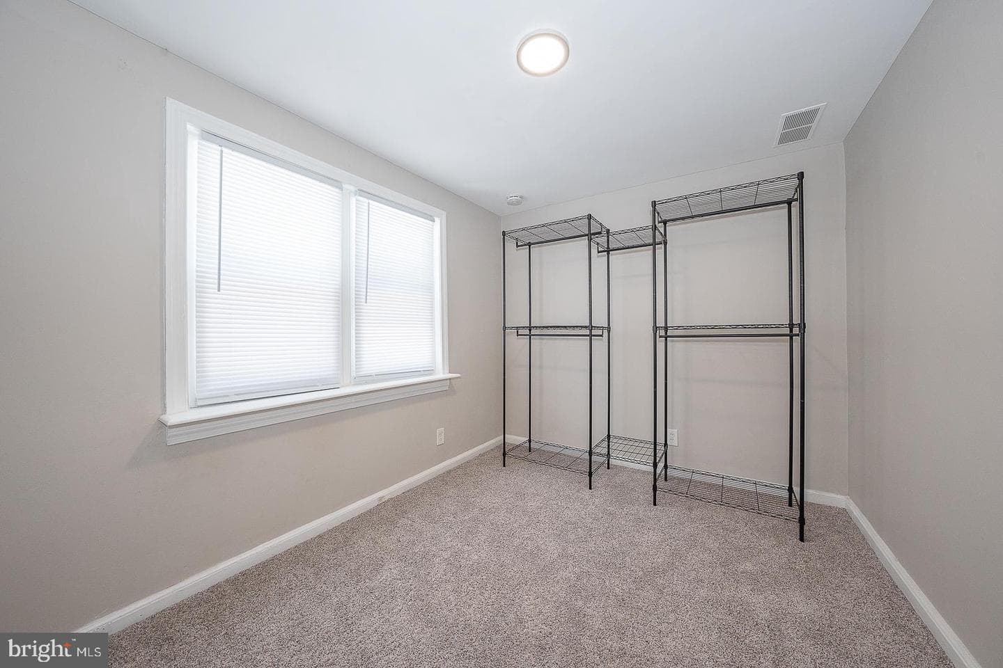 10 Holbrook Road photo 31