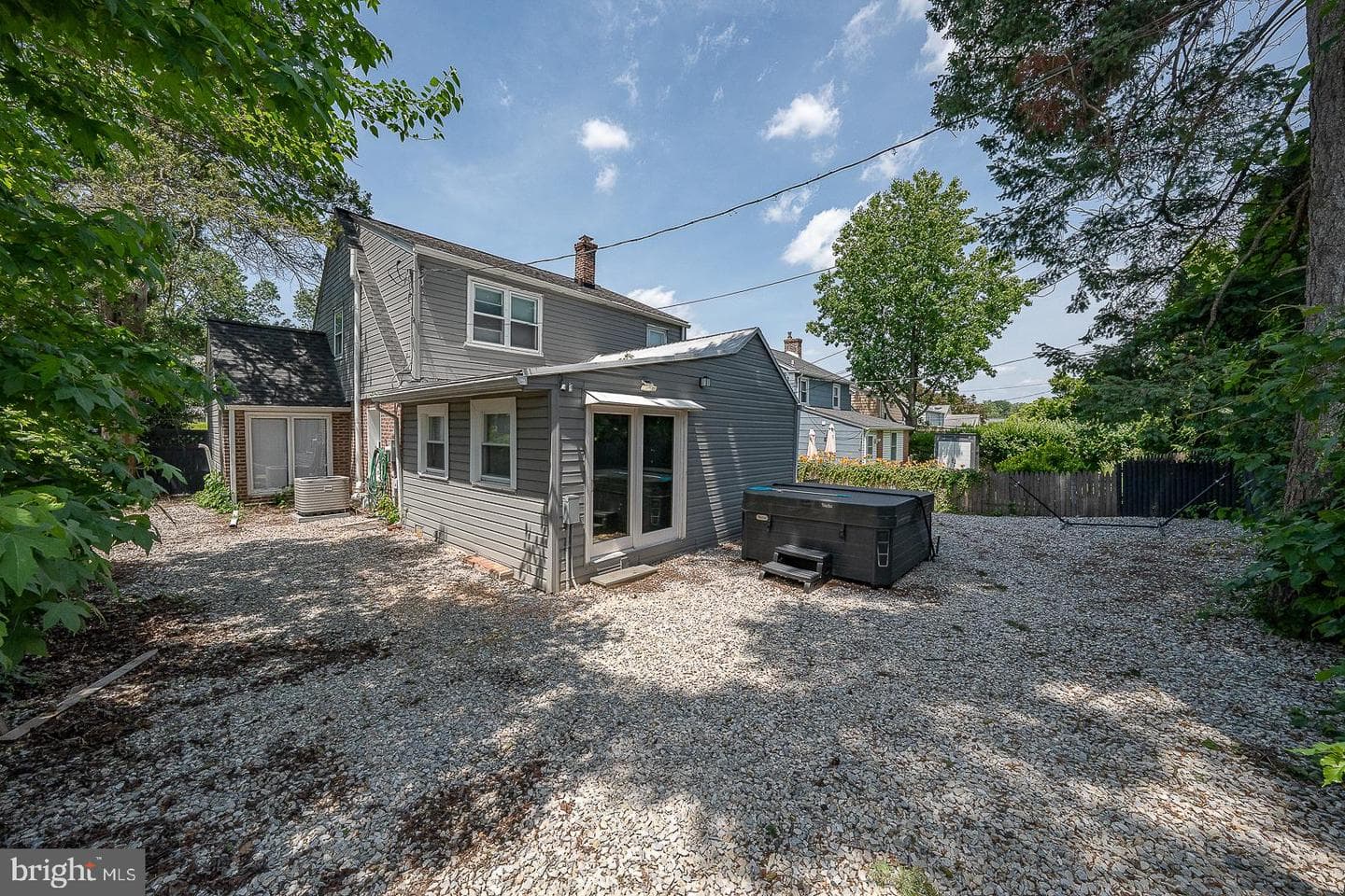 10 Holbrook Road photo 39