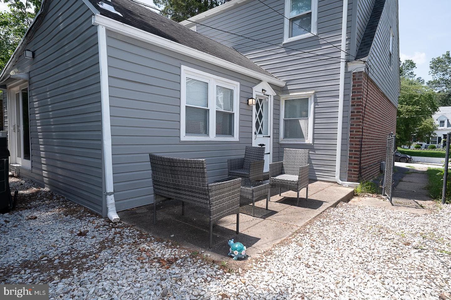 10 Holbrook Road photo 42