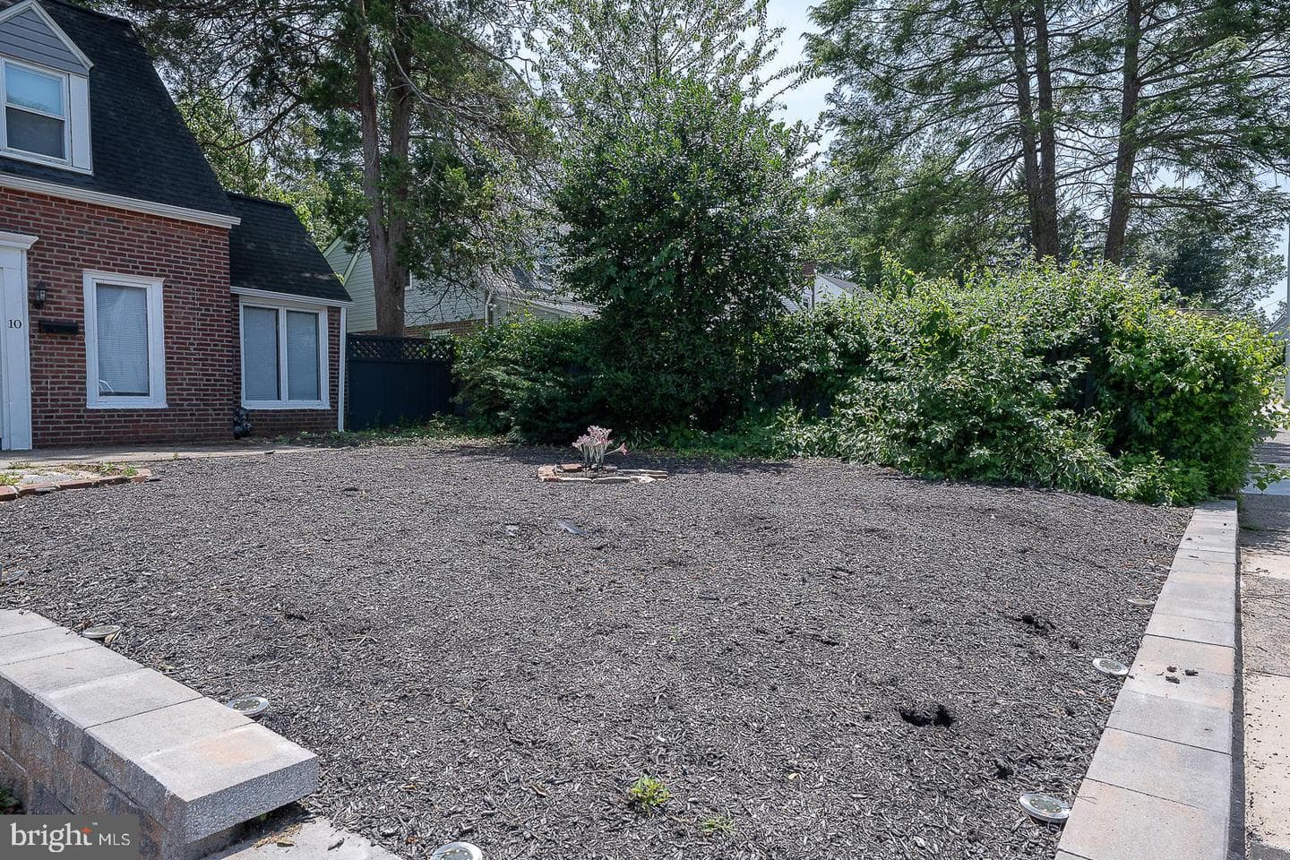 10 Holbrook Road photo 45