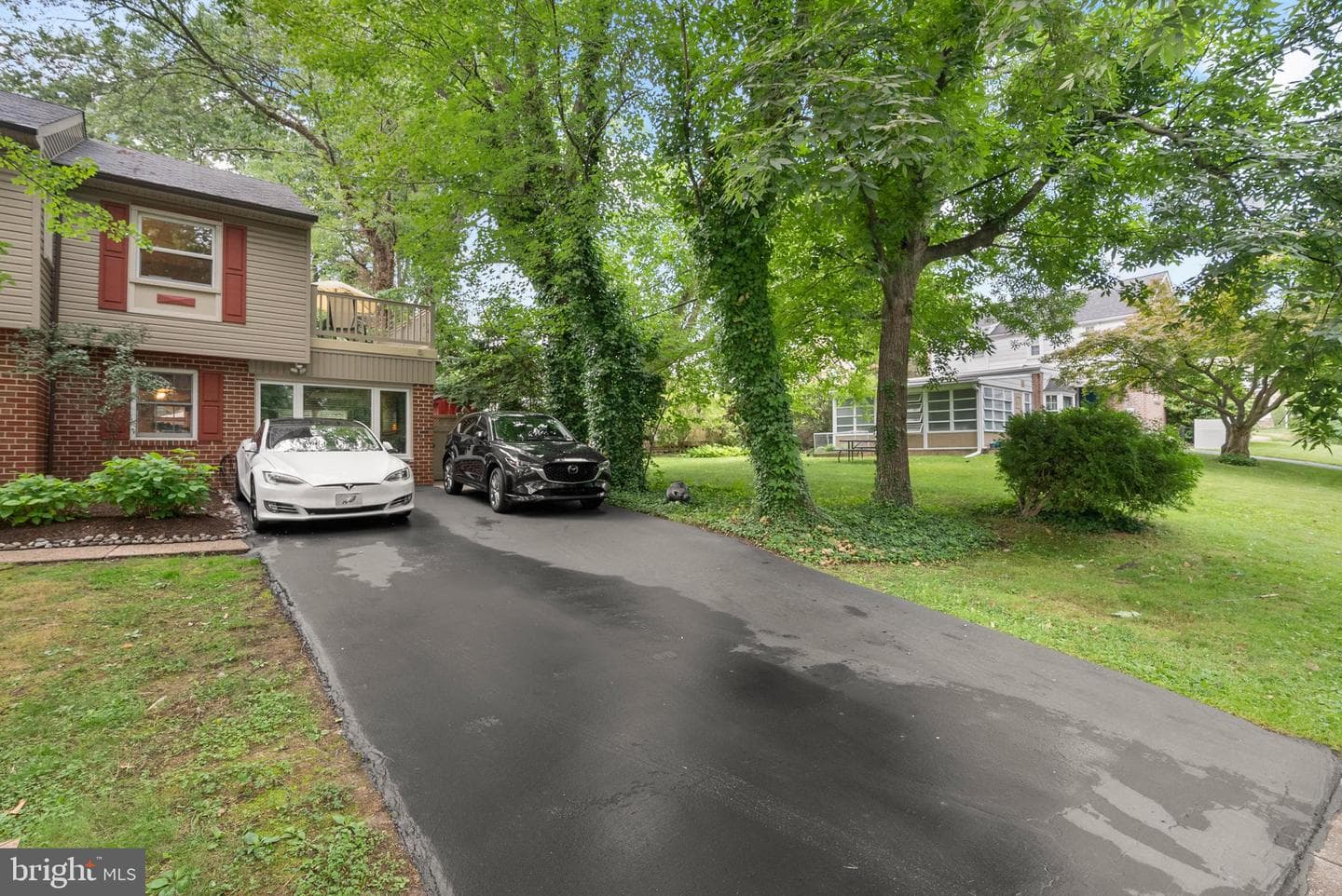 332 Franklin Avenue photo 4