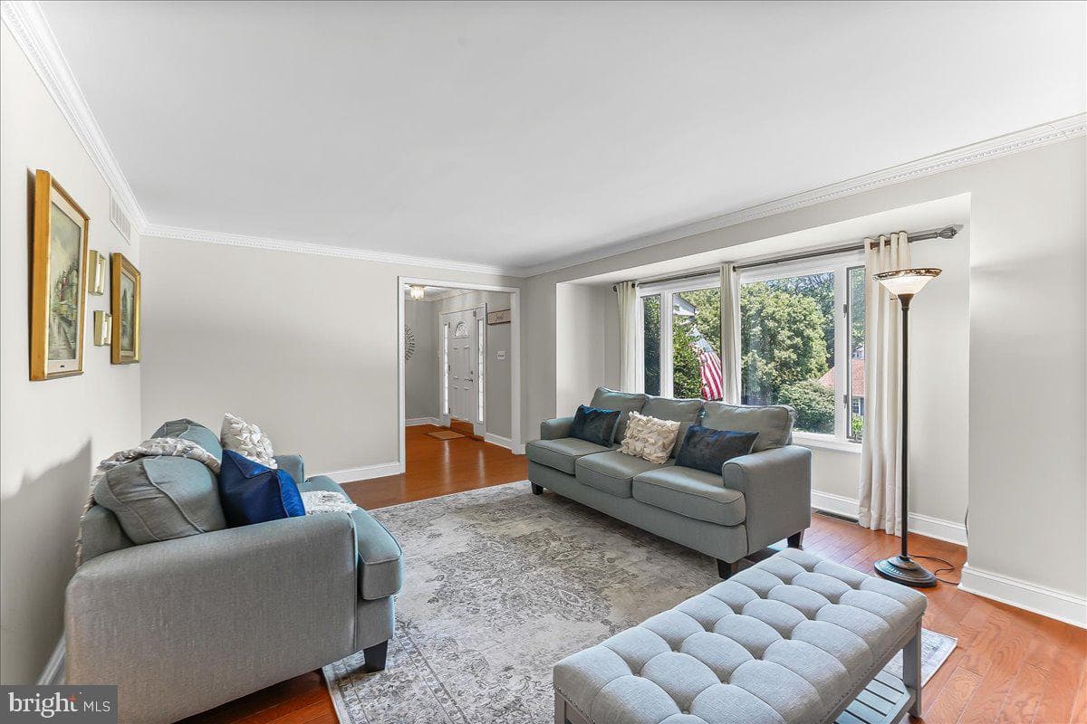 276 Hemlock Lane photo 6