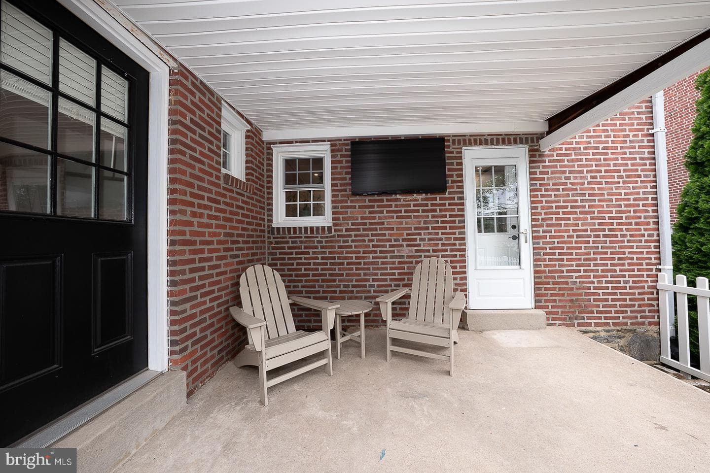 520 Virginia photo 22