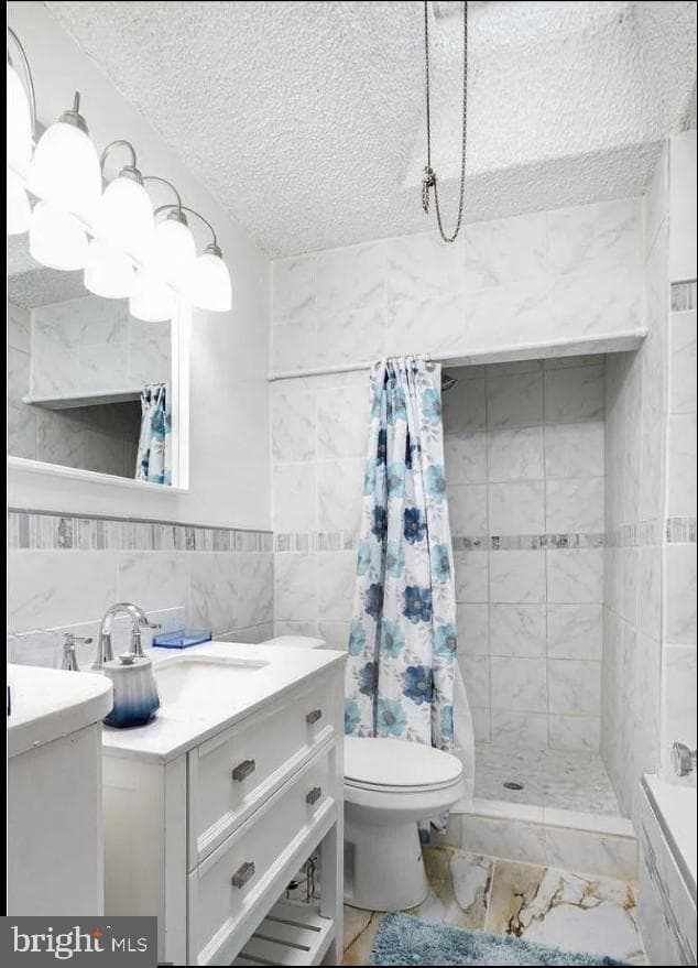 587 Larchwood Avenue photo 3