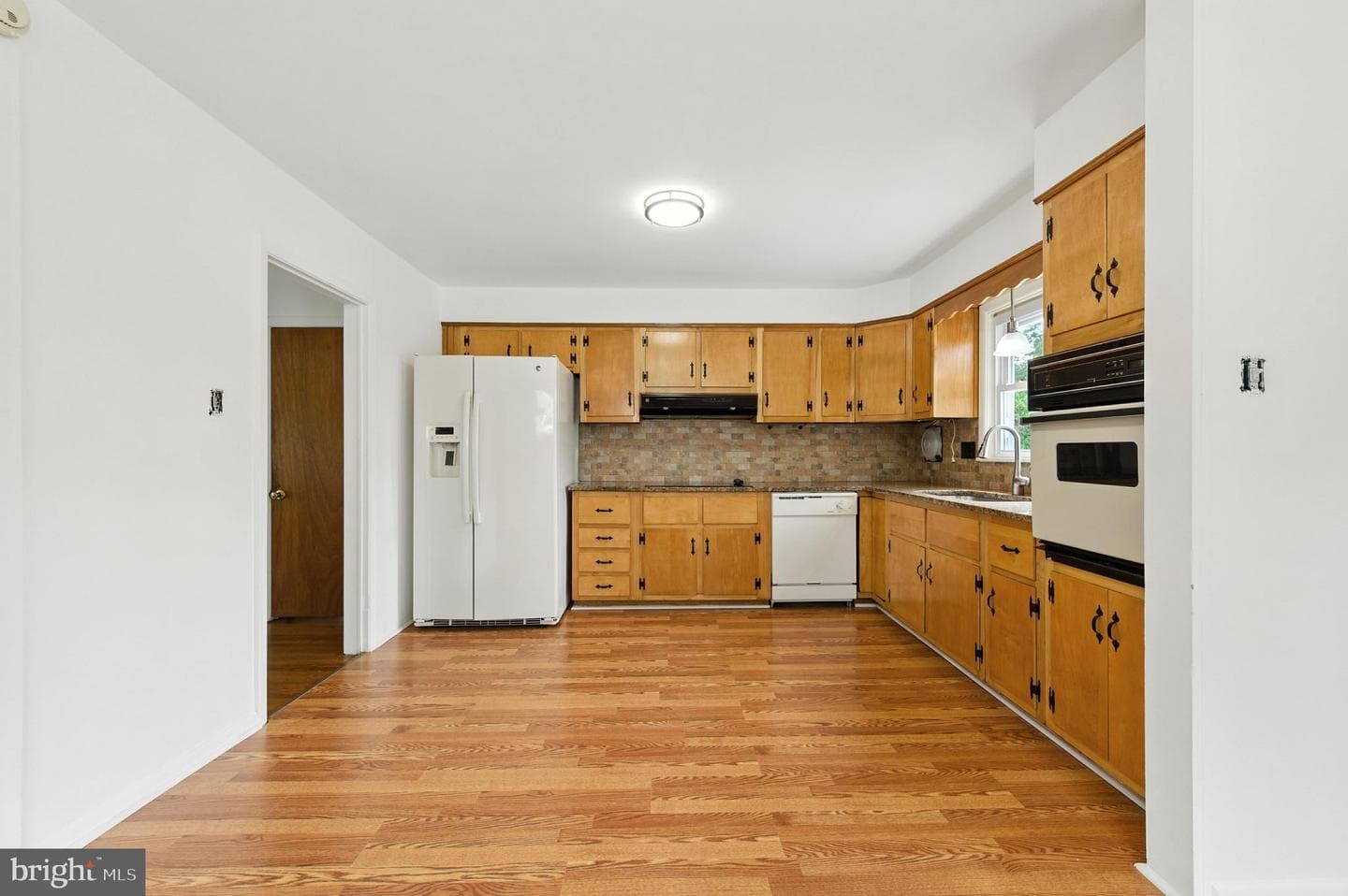 114 Woodview Lane photo 14