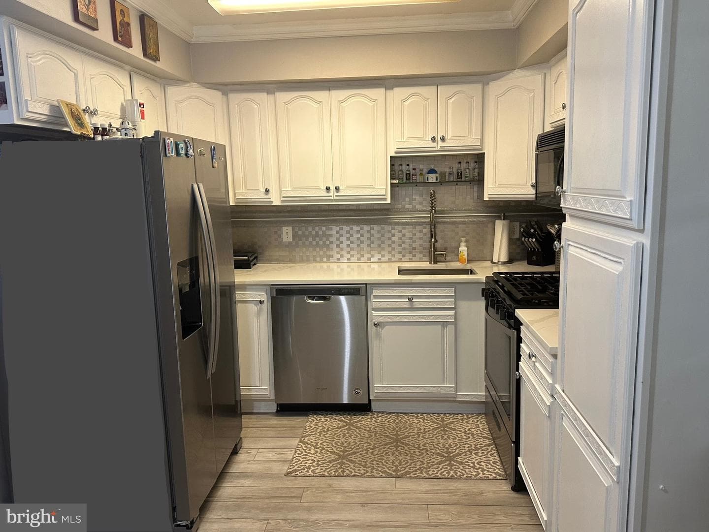 6509 Hilltop Drive photo 10