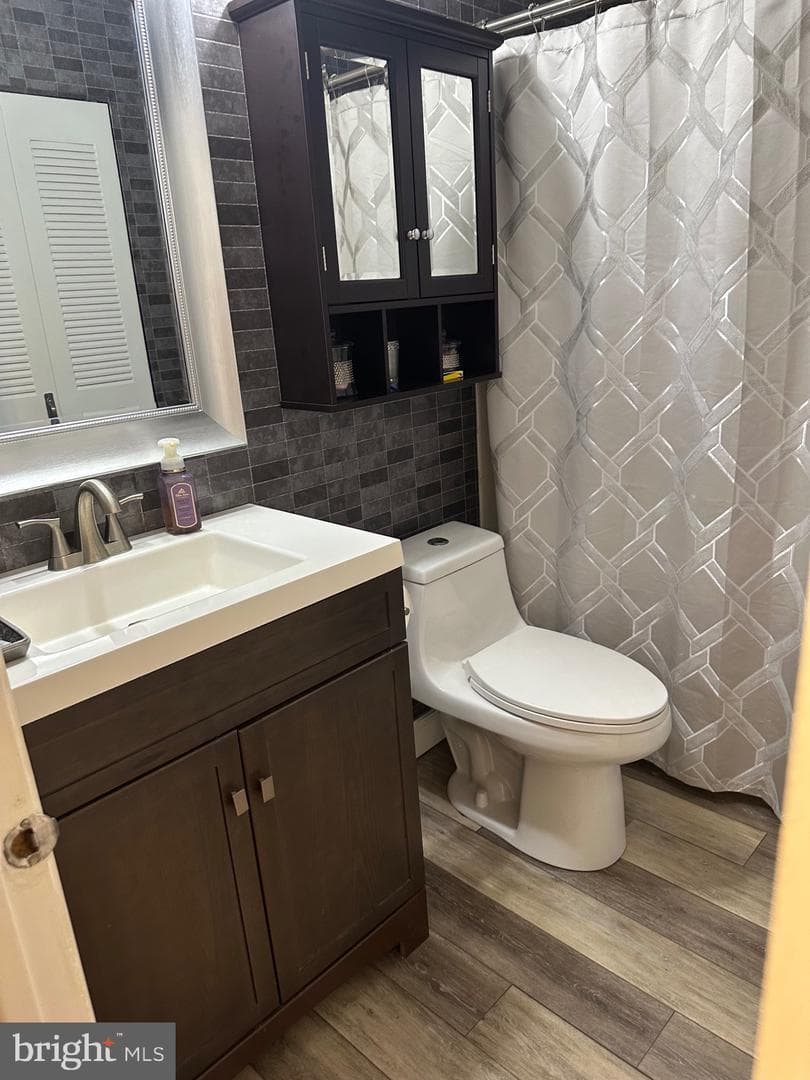 6509 Hilltop Drive photo 24