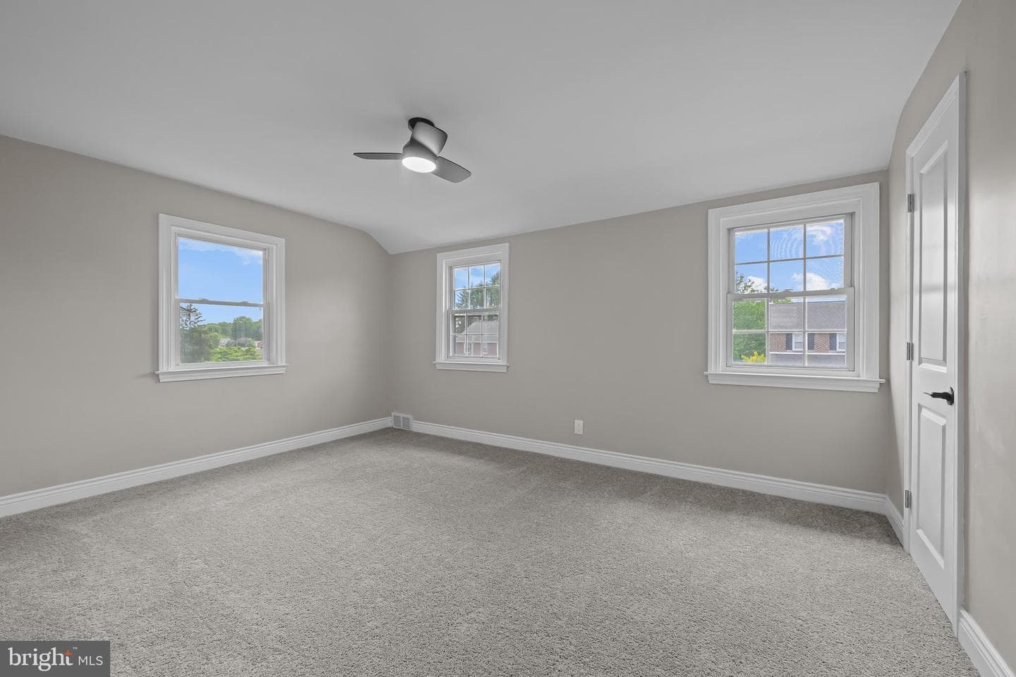 129 Flintlock Road photo 15