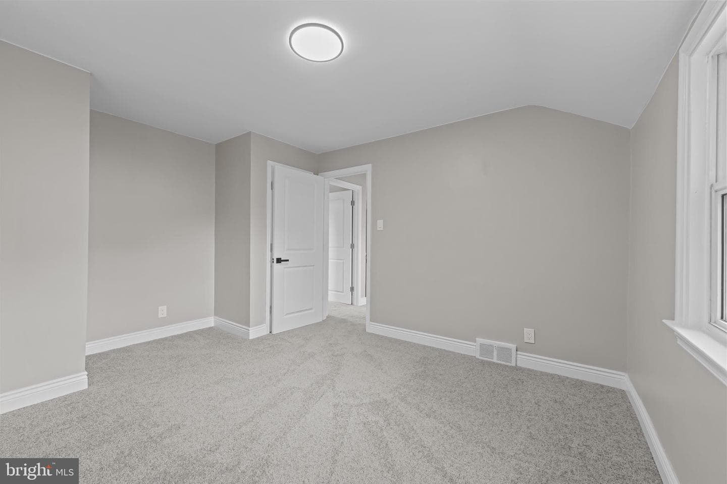 129 Flintlock Road photo 18