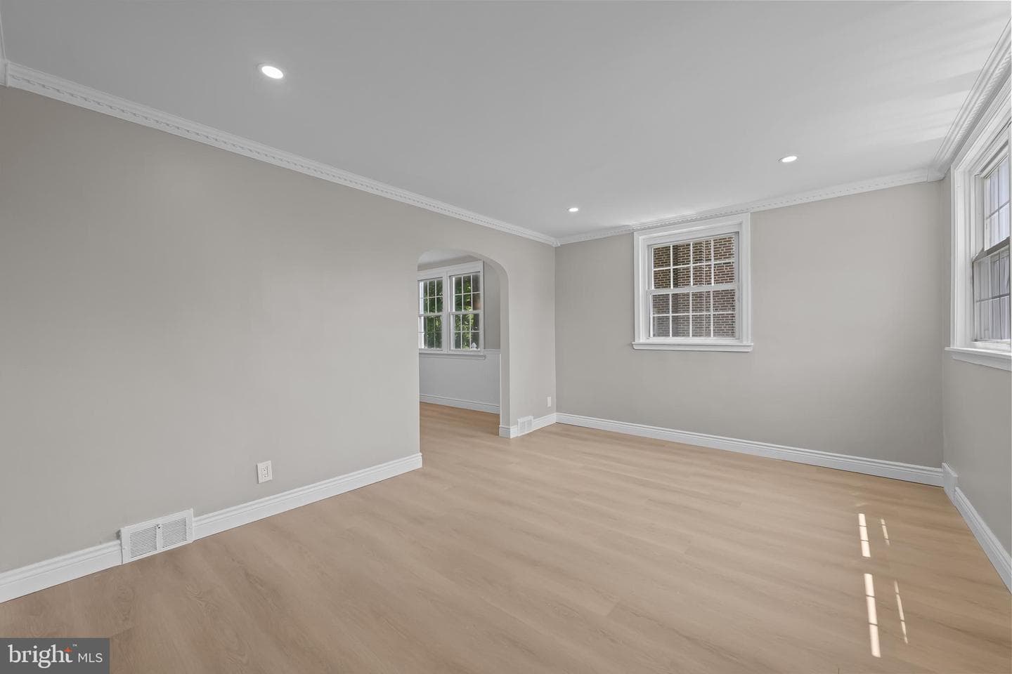129 Flintlock Road photo 8