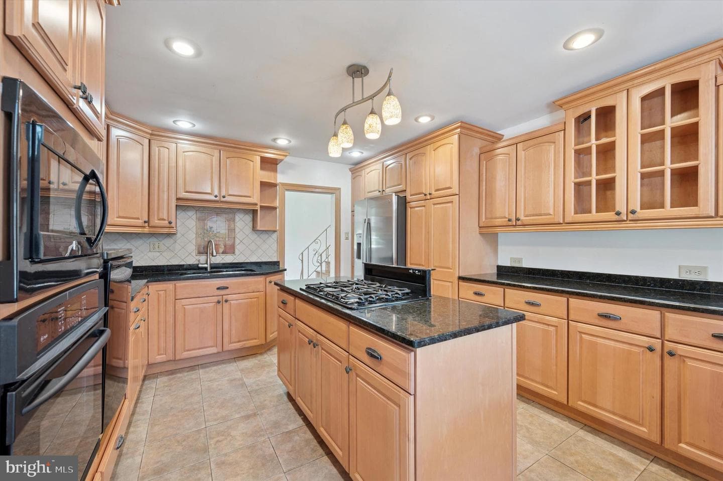 365 Robinson Drive photo 10