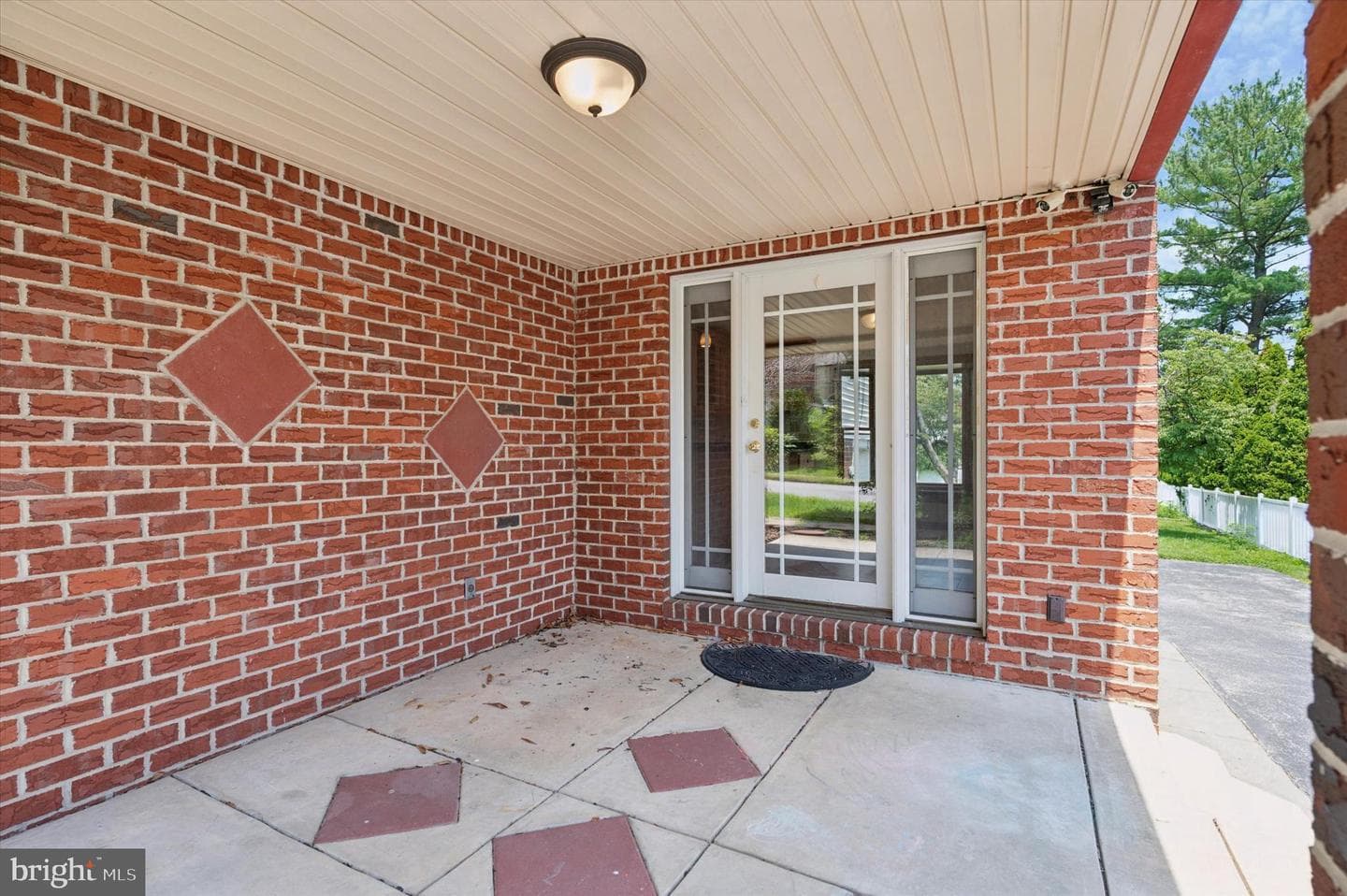 365 Robinson Drive photo 14