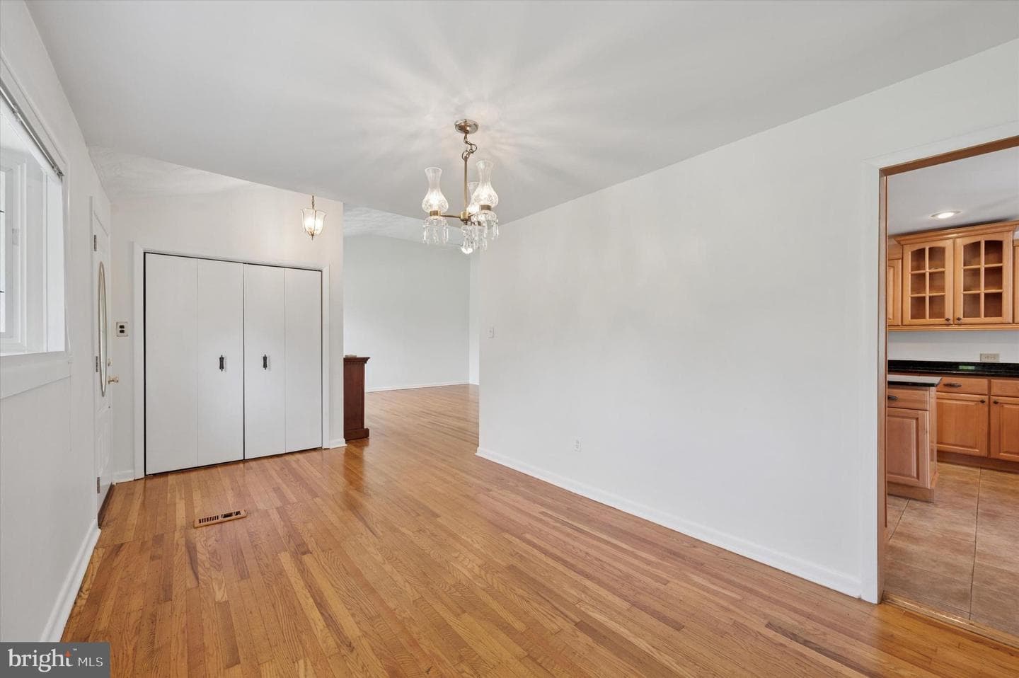 365 Robinson Drive photo 5