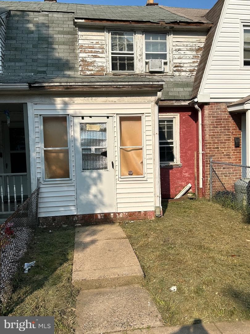 1205 Pine Lane photo 2