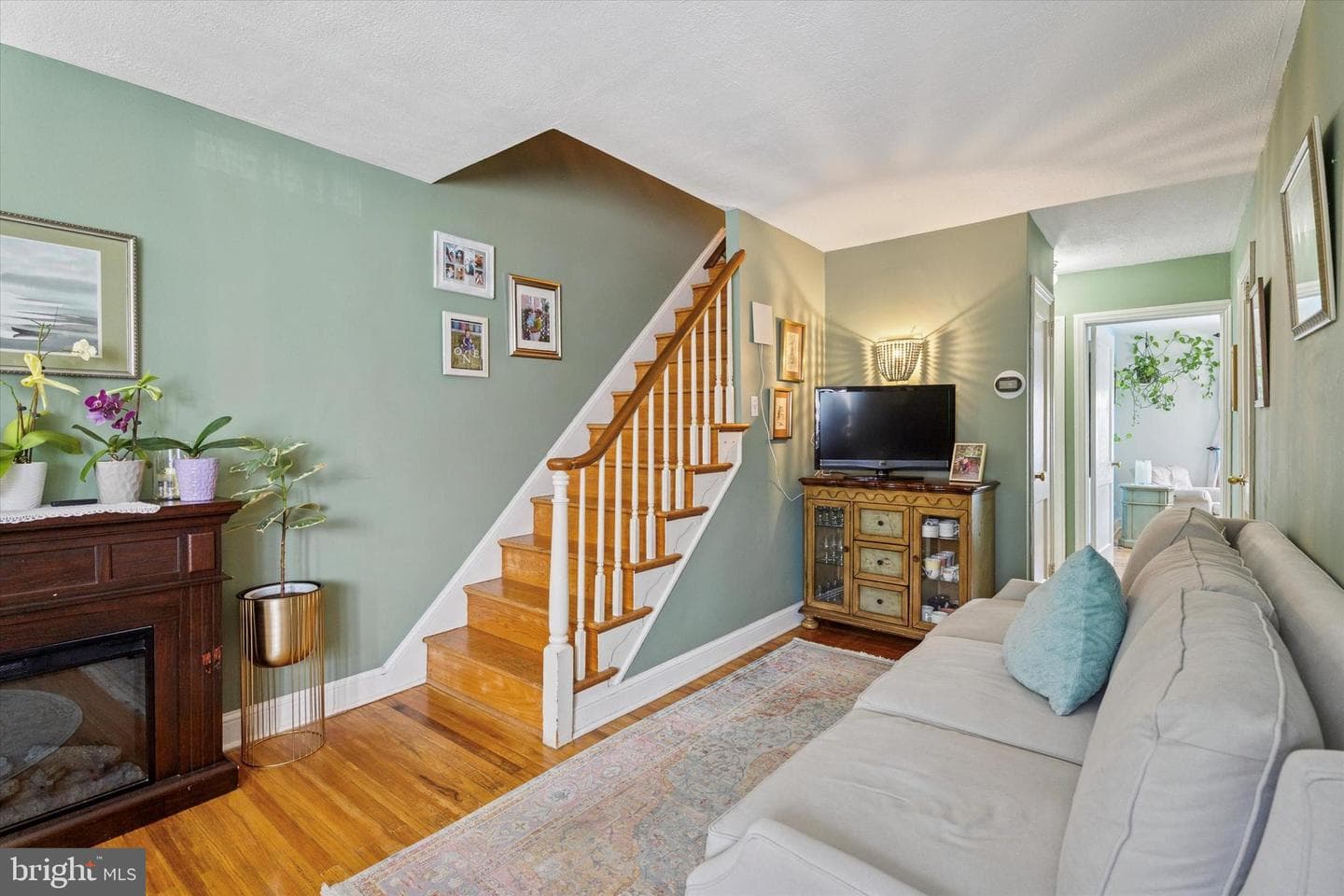 1133 Agnew Drive photo 2