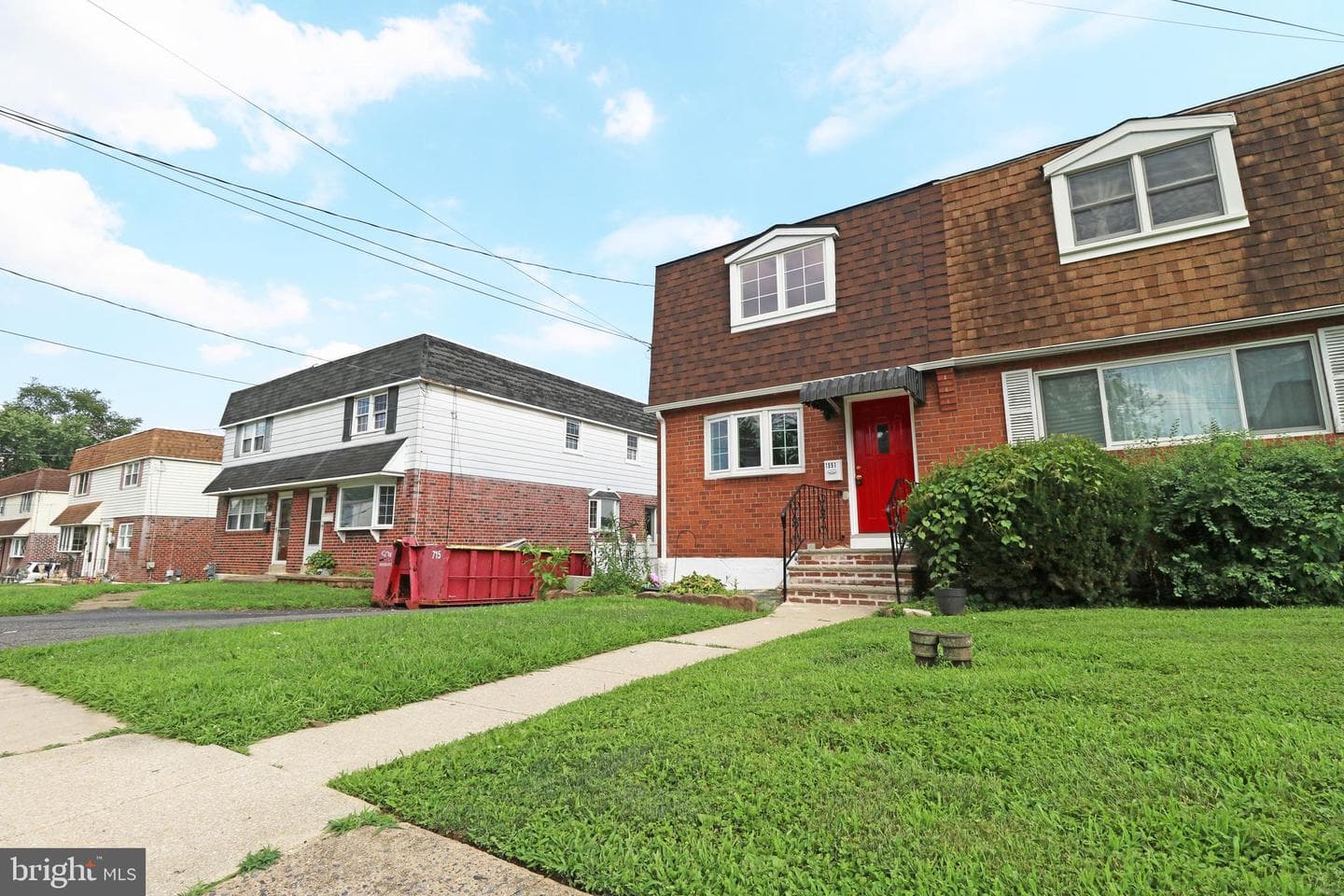 1551 Warwick Avenue photo 3