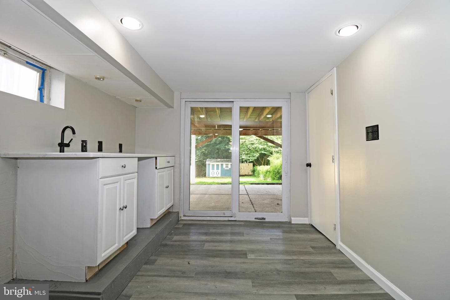 1551 Warwick Avenue photo 49