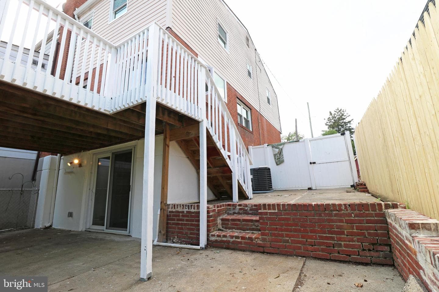 1551 Warwick Avenue photo 51