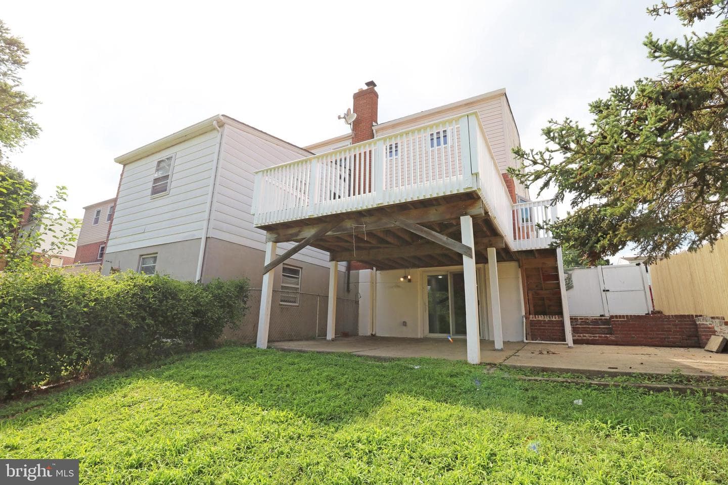 1551 Warwick Avenue photo 63