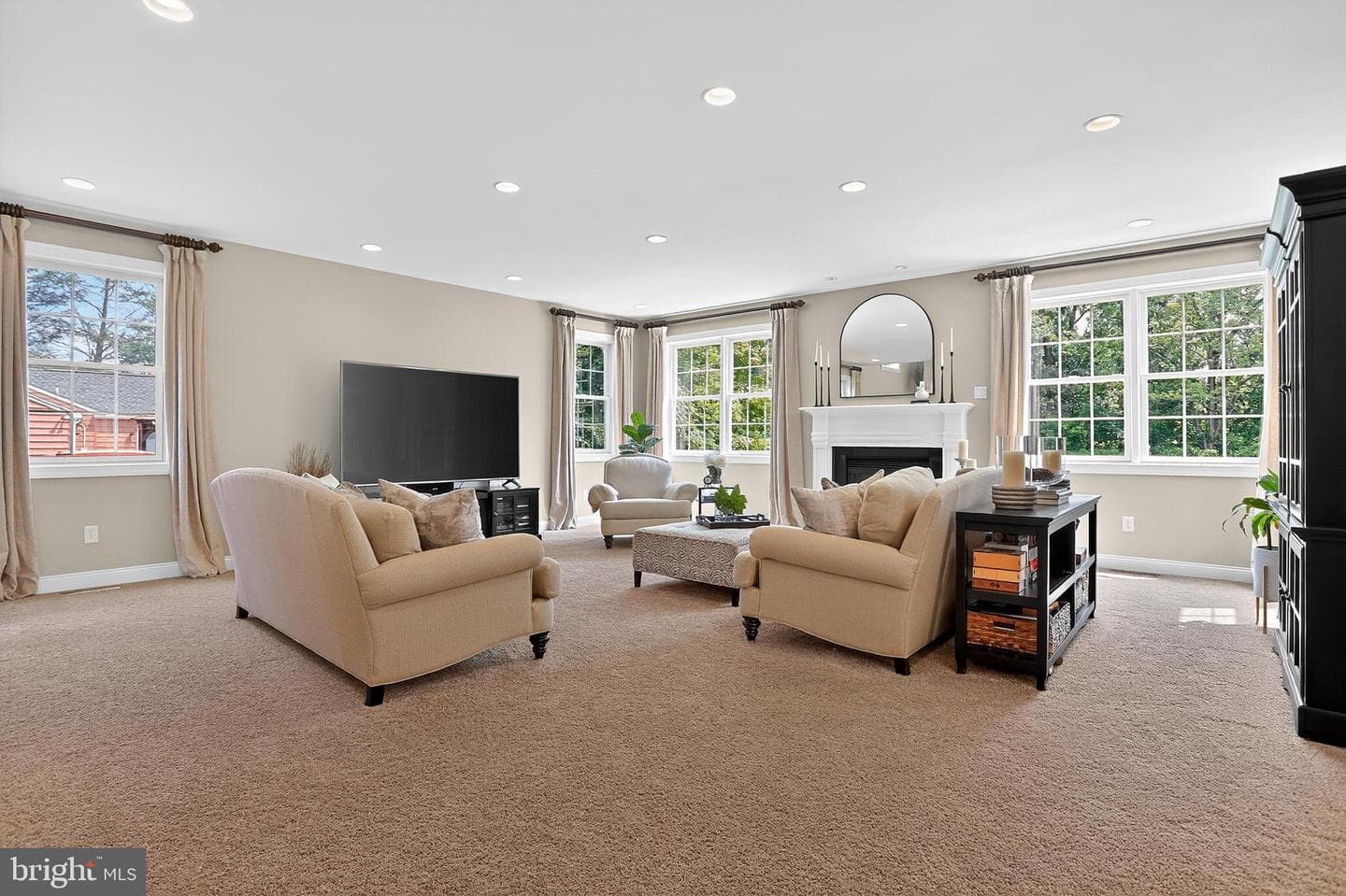 26 Carriage Drive photo 19