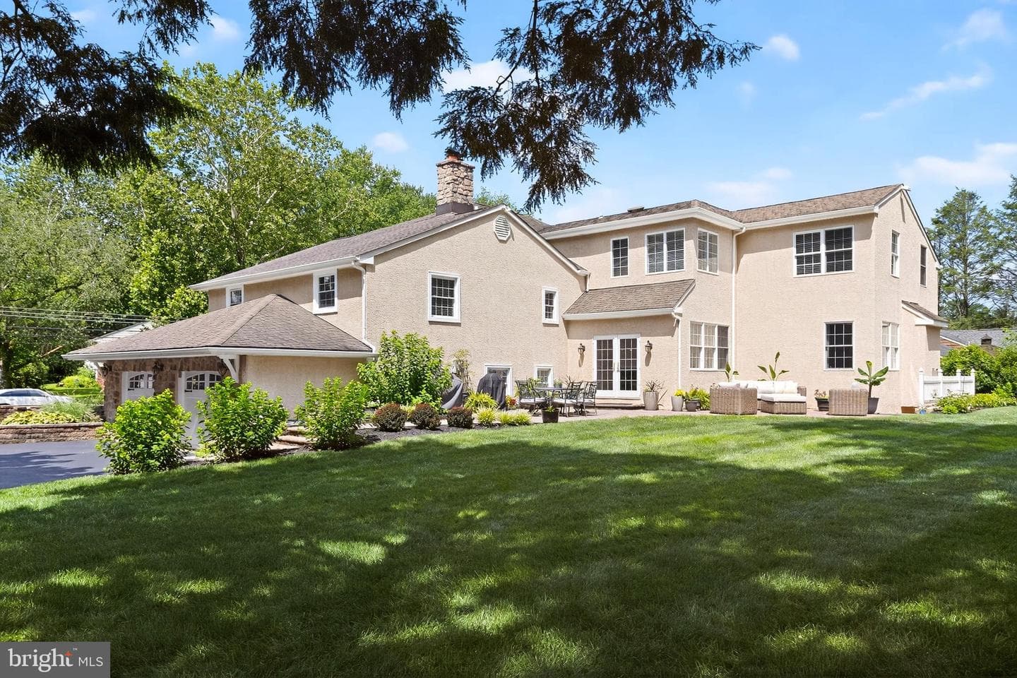 26 Carriage Drive photo 44