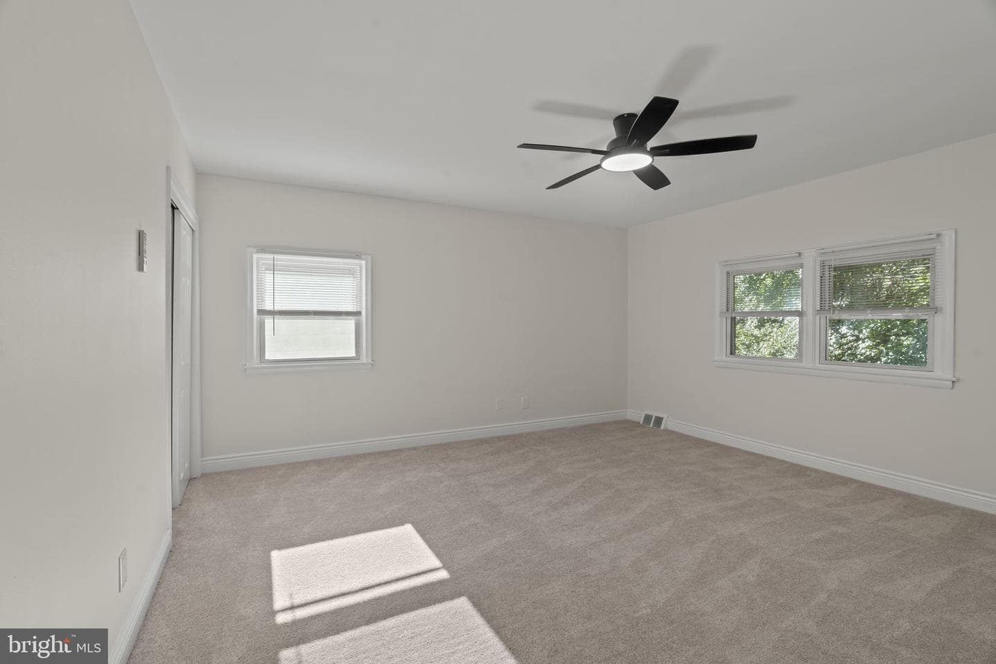 220 Glendale Road photo 18