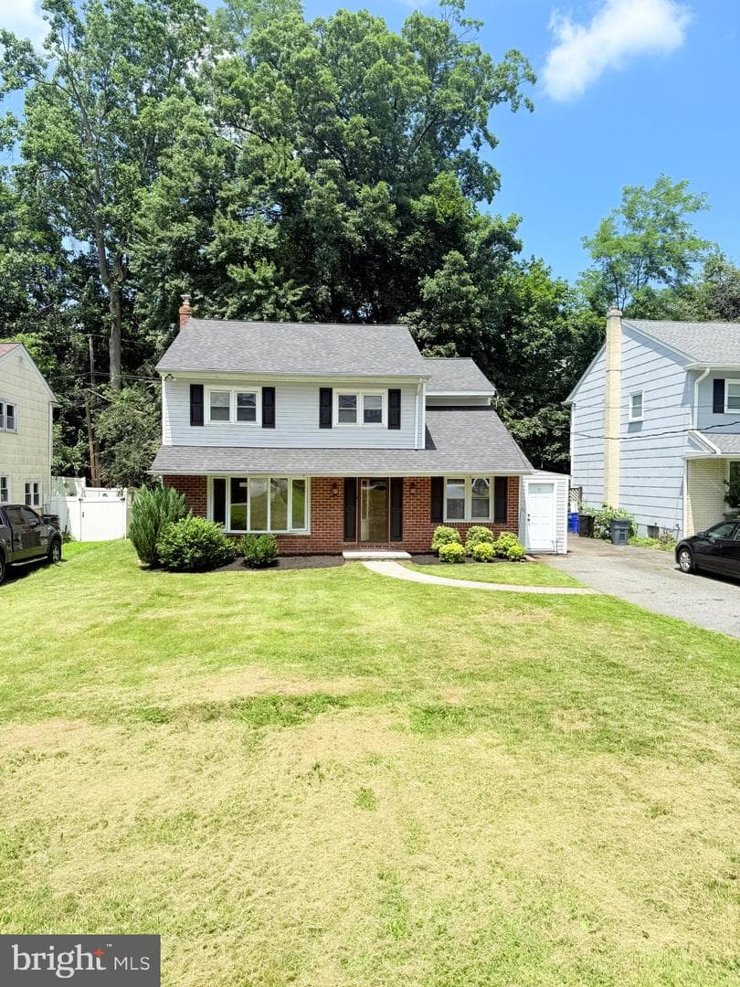 220 Glendale Road photo 2