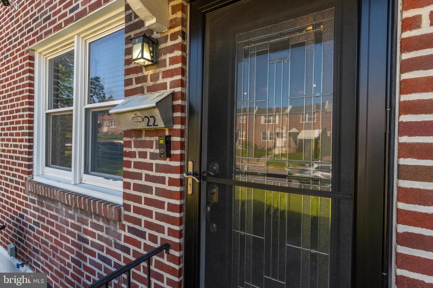 22 King Avenue photo 2