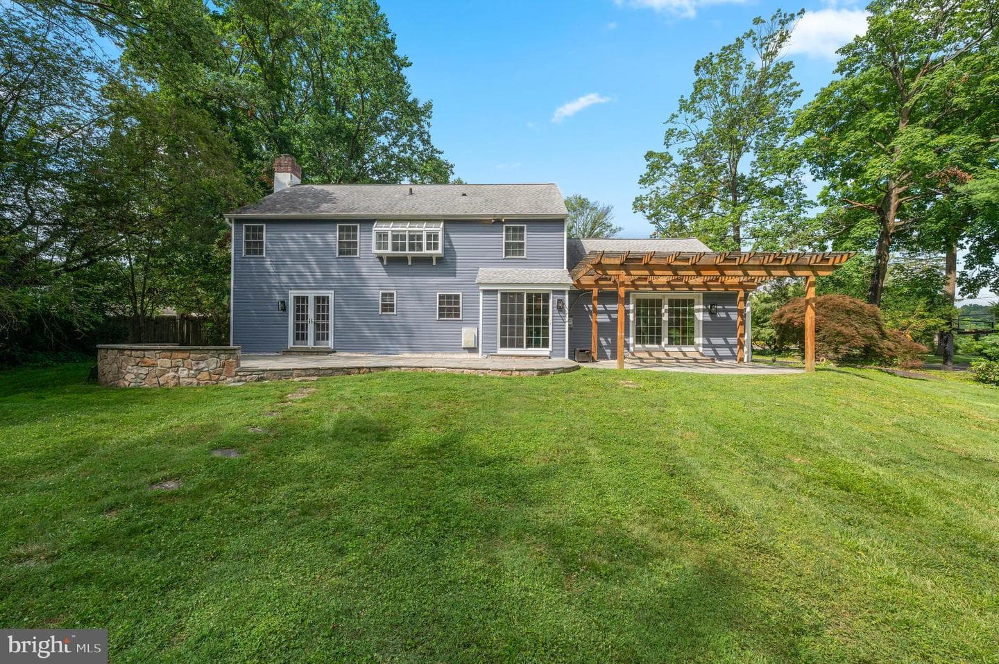 813 Malin Road photo 11