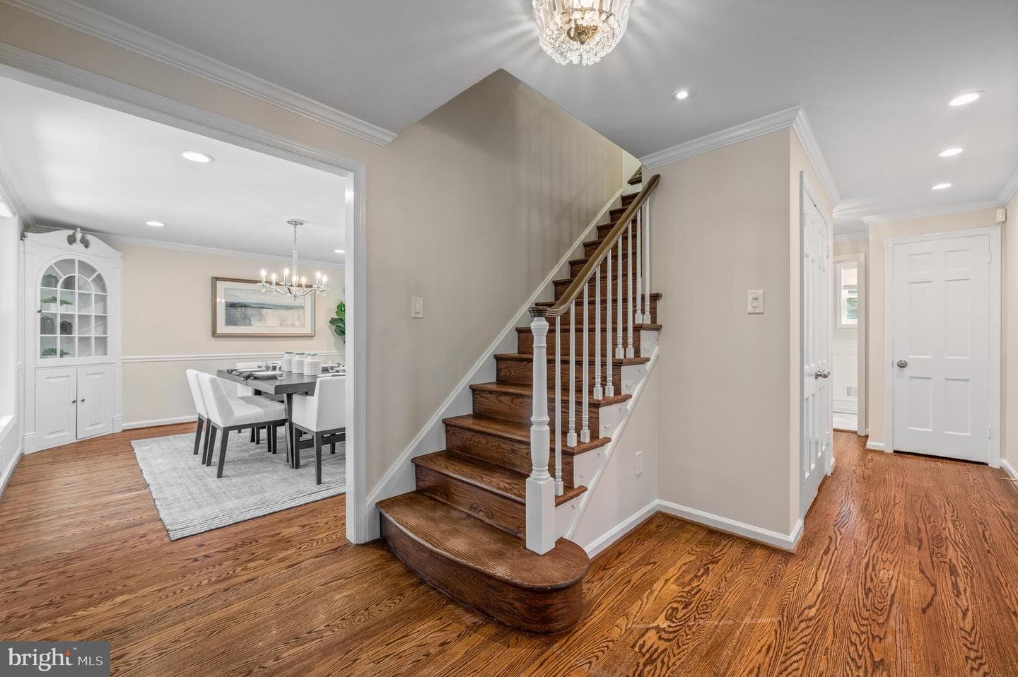 813 Malin Road photo 14