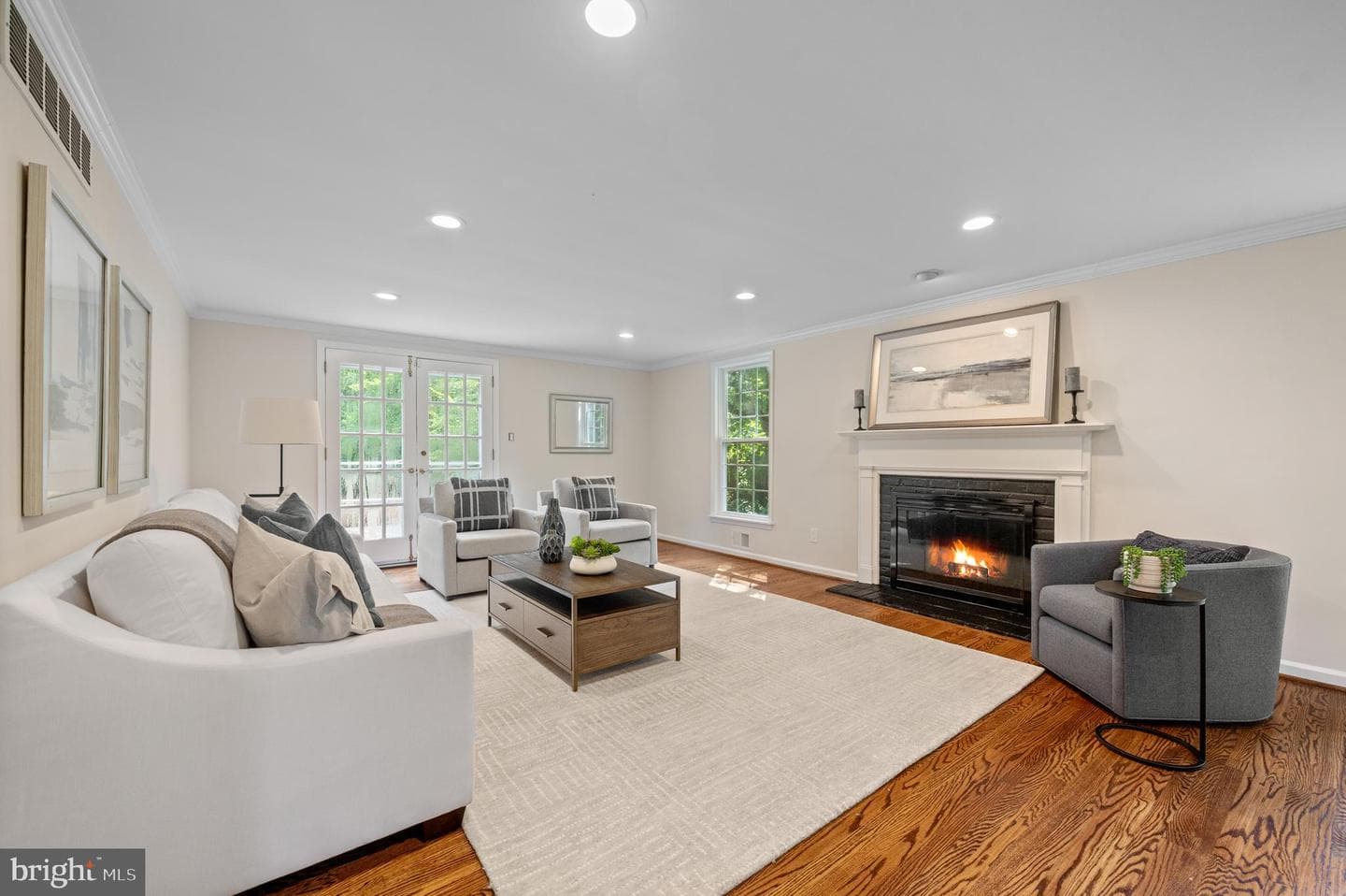 813 Malin Road photo 17
