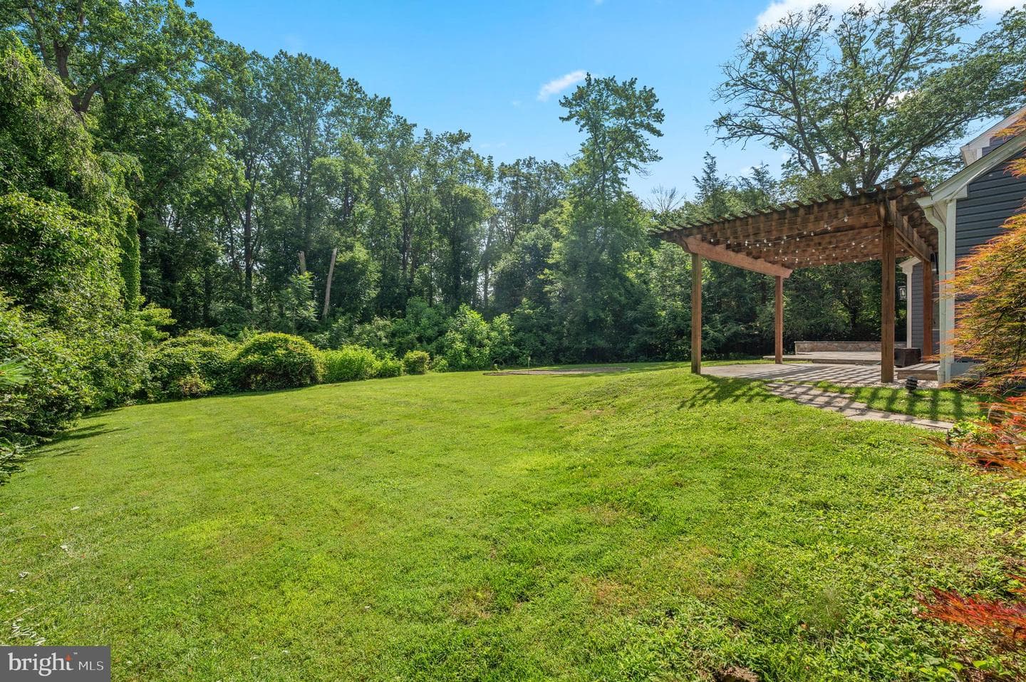813 Malin Road photo 6