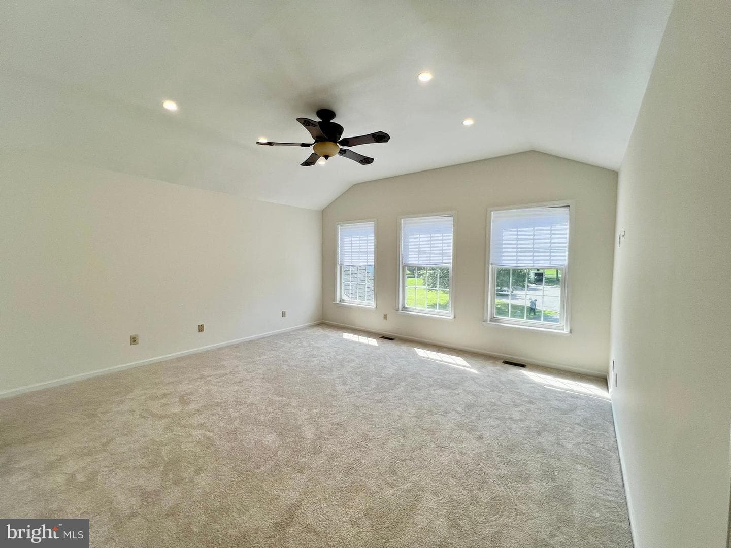 1467 Powell Circle photo 17
