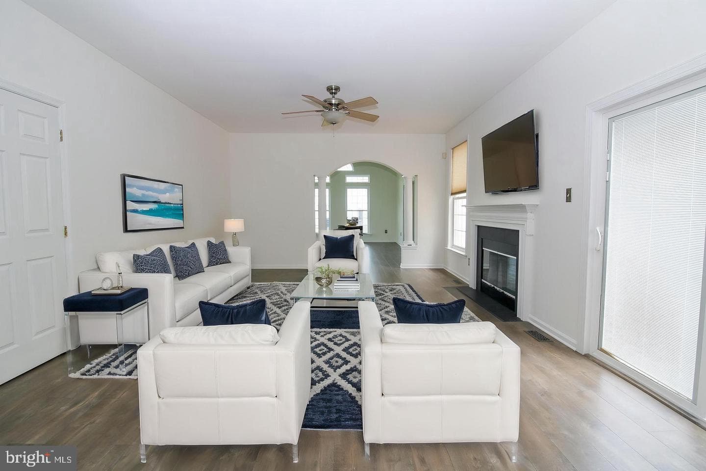 1467 Powell Circle photo 7