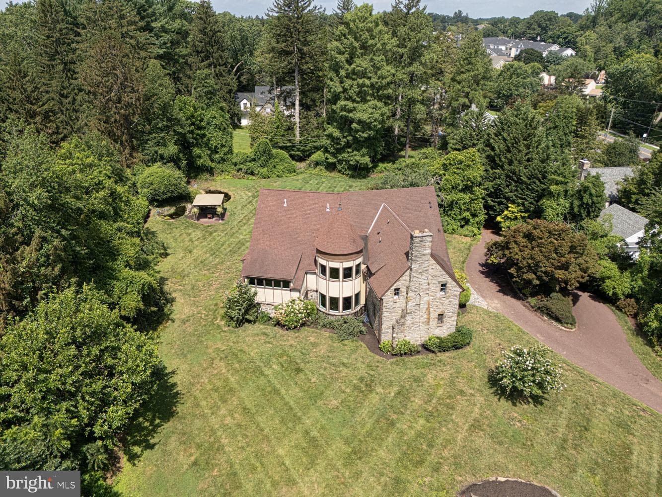213 Highland Avenue photo 13