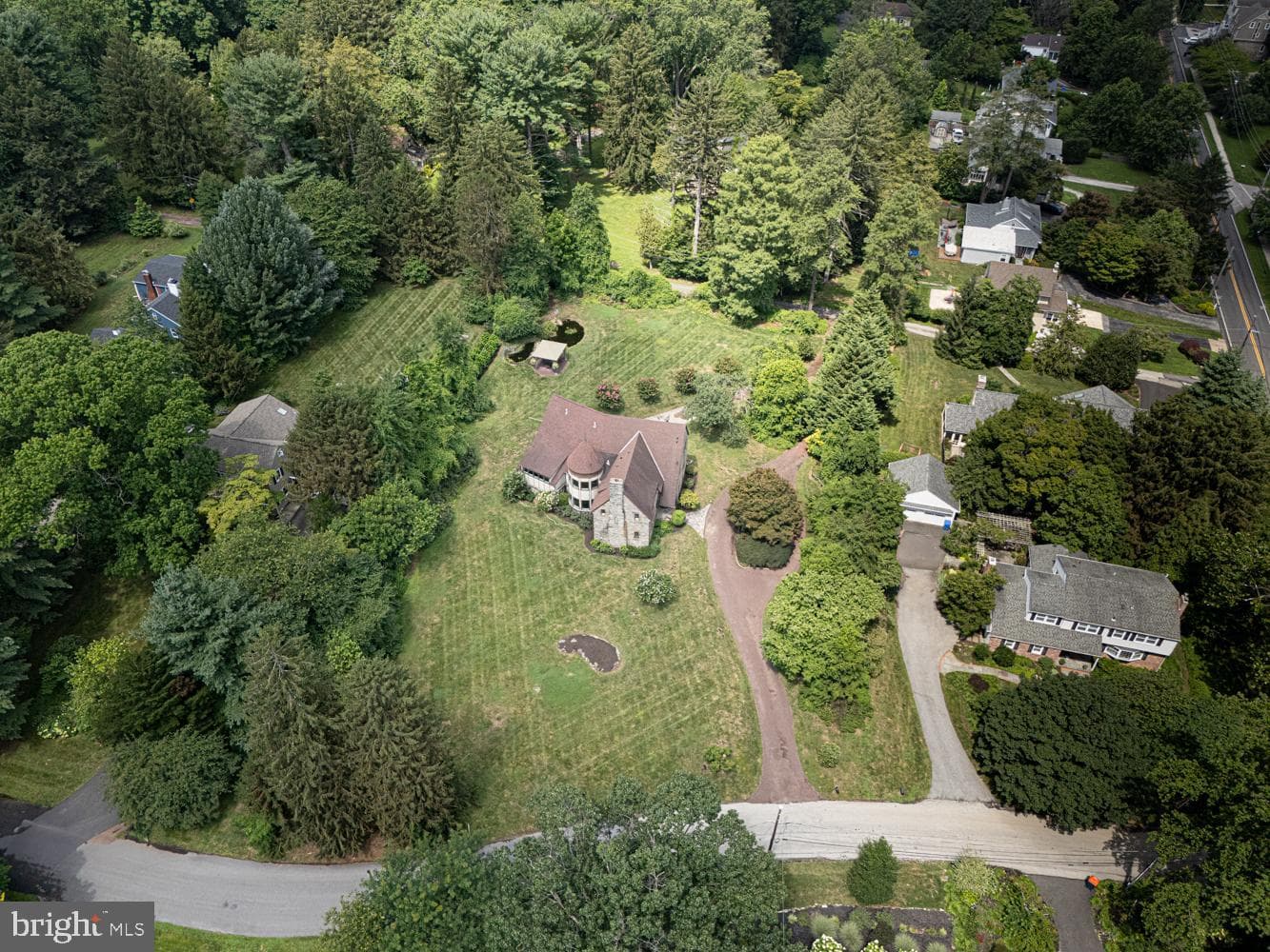 213 Highland Avenue photo 16